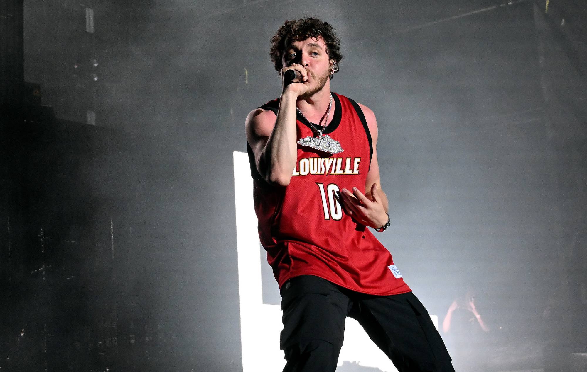 Jack Harlow dit que les femmes noires ont été « une partie tellement importante de ma carrière »