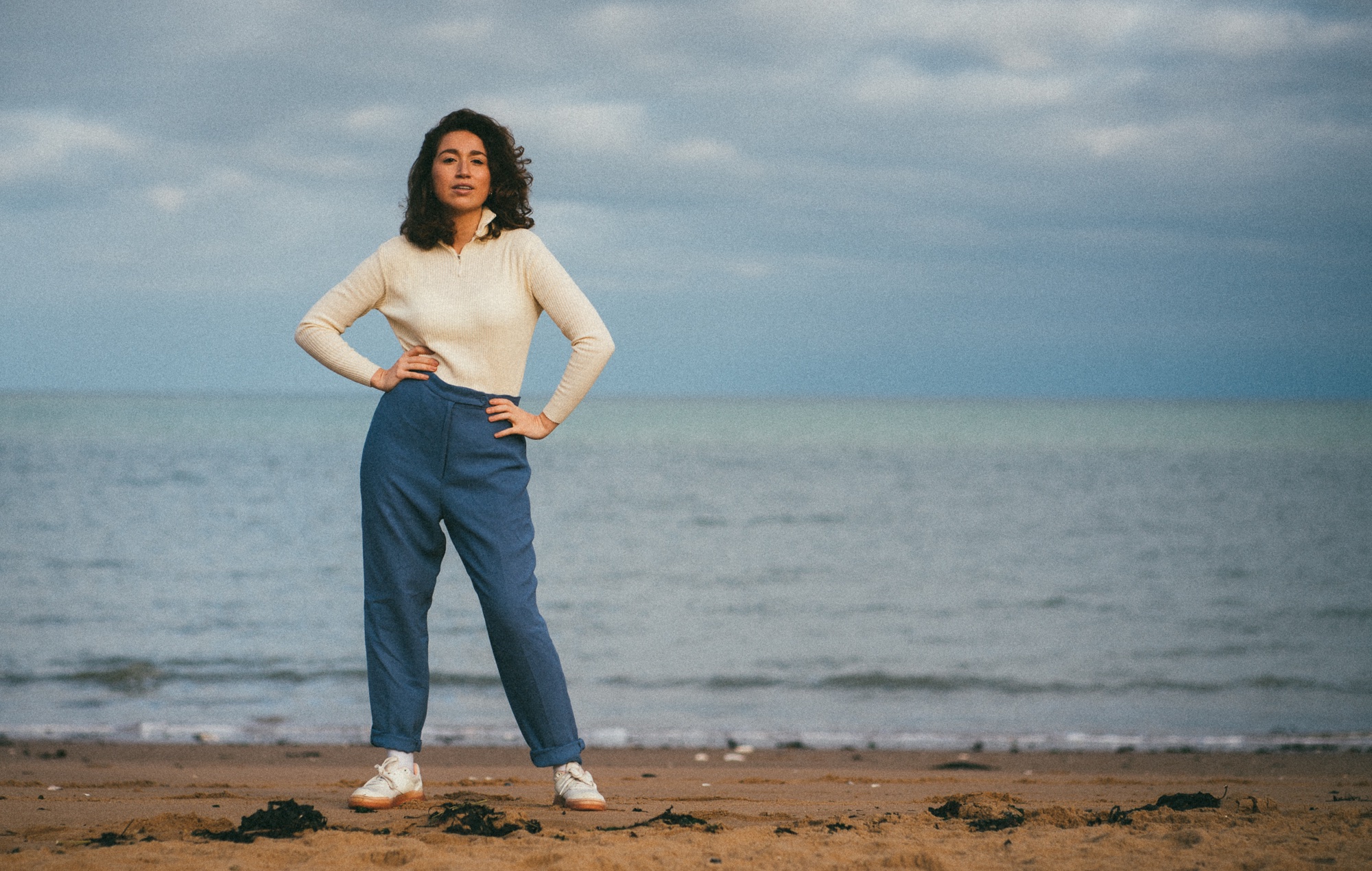 NME x Squarespace présente ReBuild Music - l'artiste Marie Naffah ramène son projet "50:50" à la maison