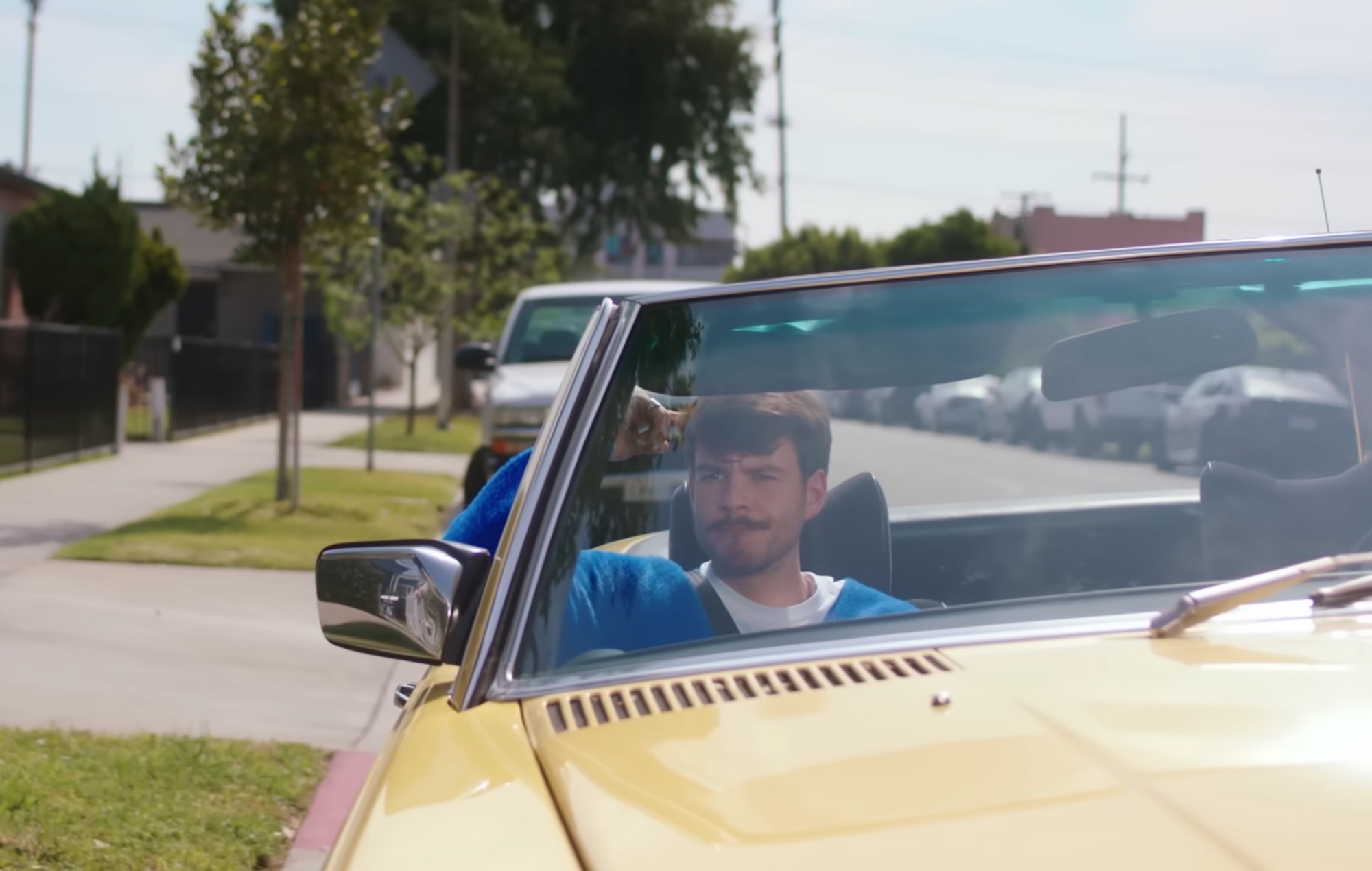 Rex Orange County partage une nouvelle vidéo pour "One In A Million"