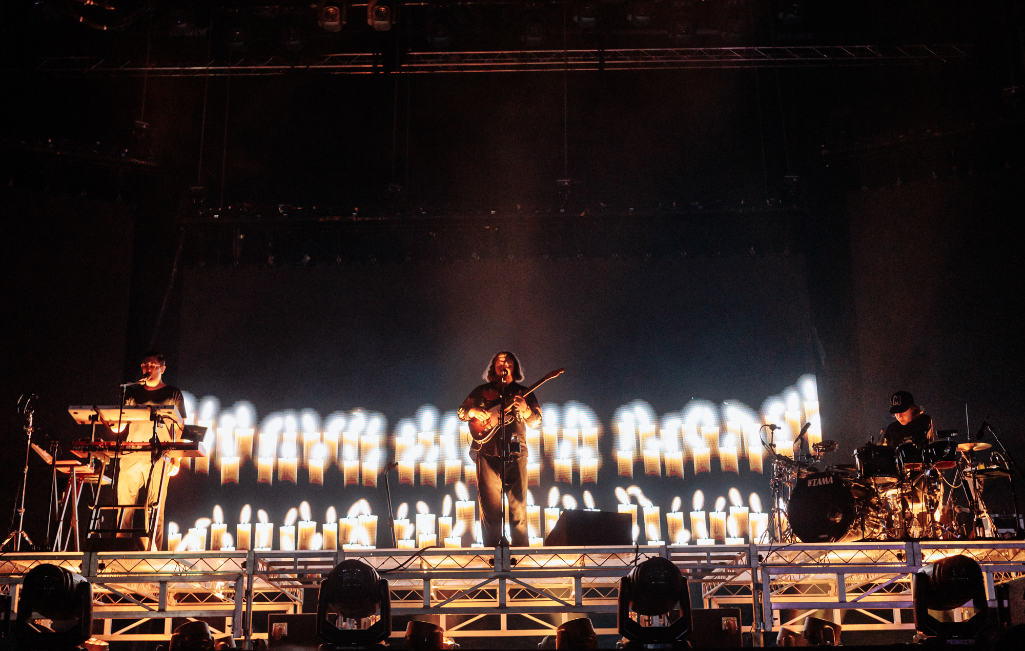 Alt-J nous parle de son travail avec Soulwax et Wet Leg à Mad Cool 2022