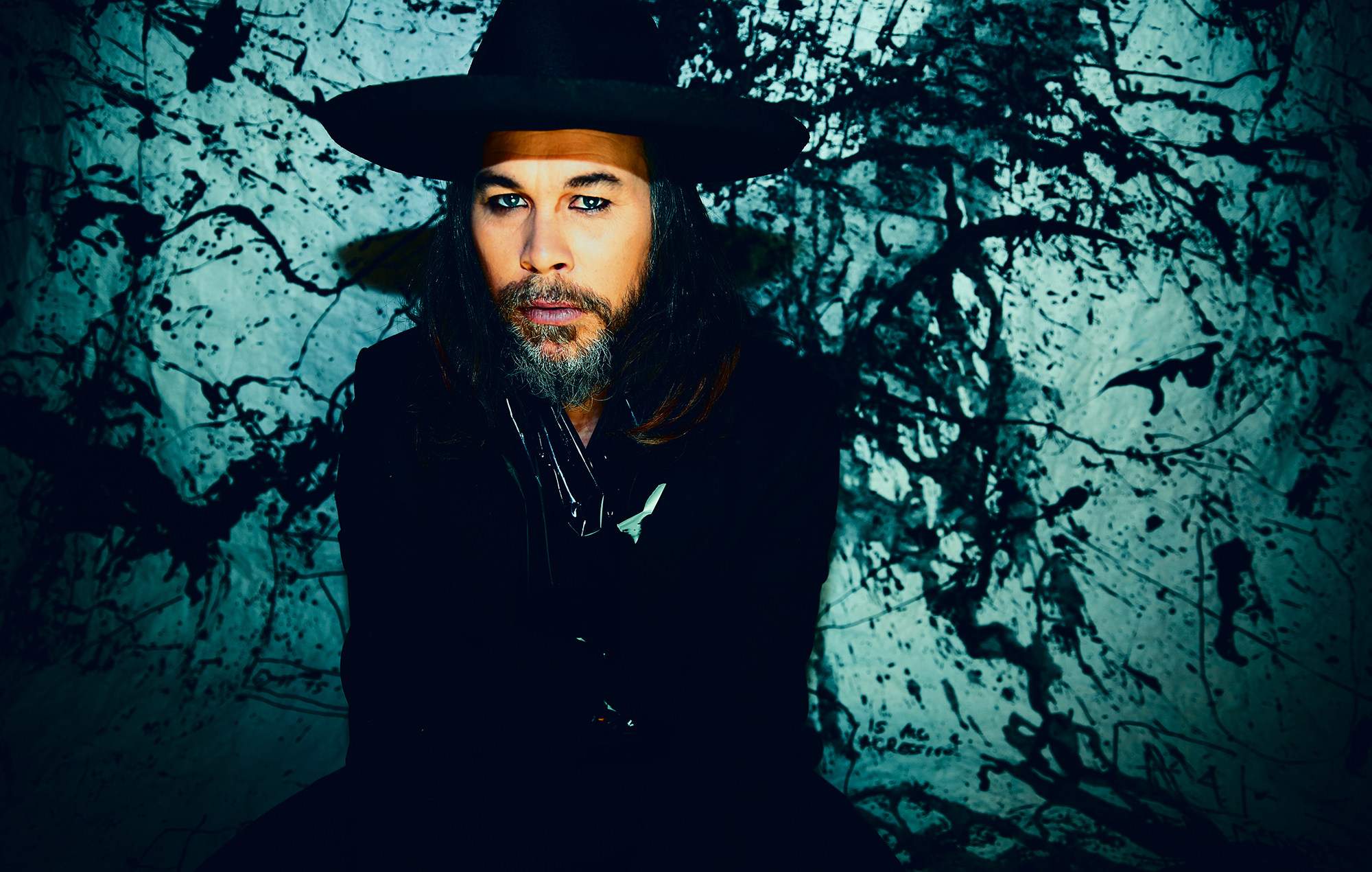 Luke Steele de l'Empire du Soleil