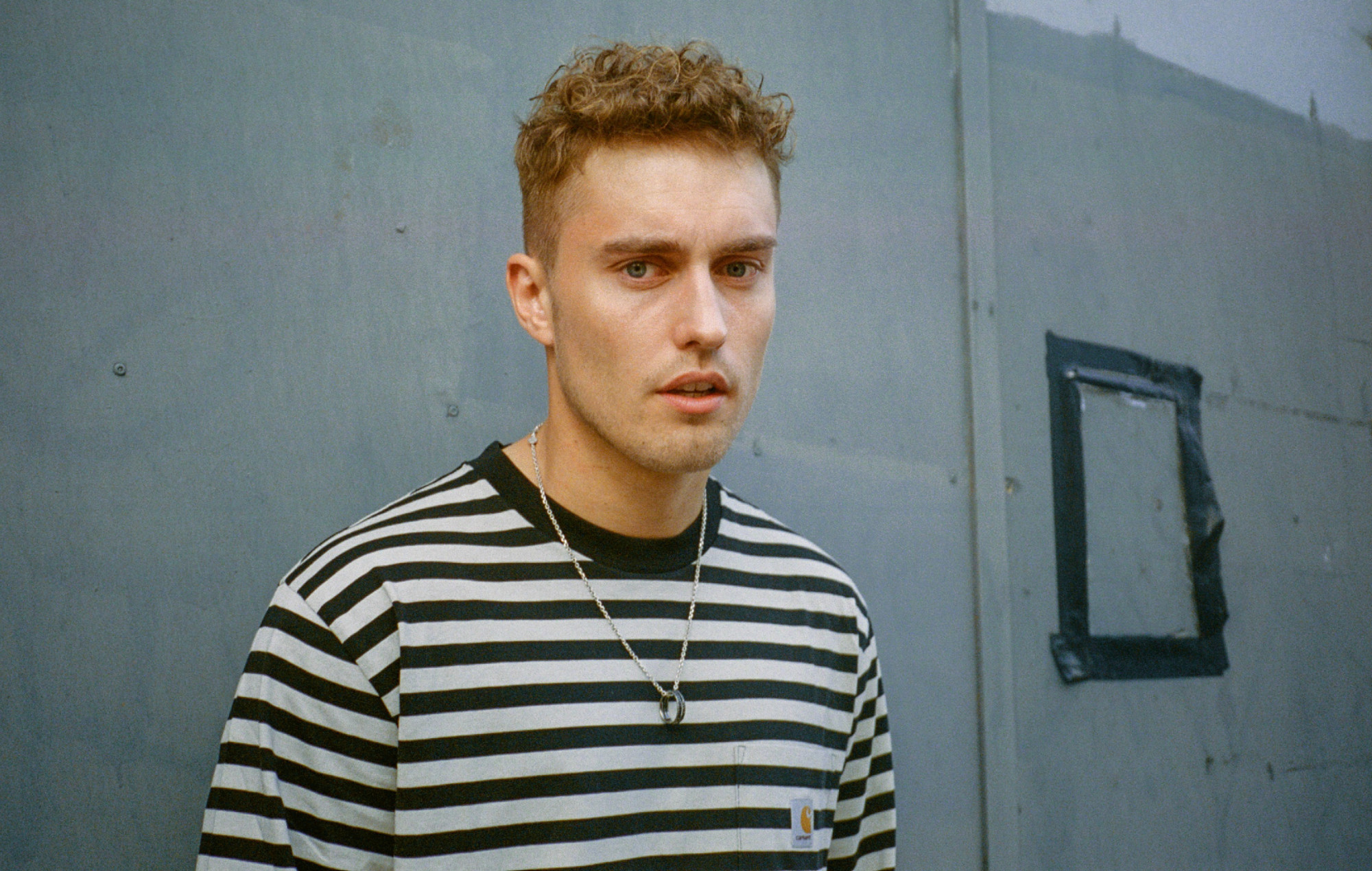 Sam Fender annonce une tournée australienne en tête d'affiche