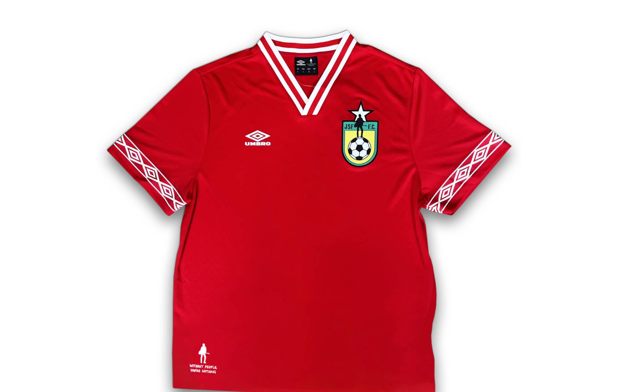 Umbro s'associe à la Fondation Joe Strummer pour un maillot de football caritatif