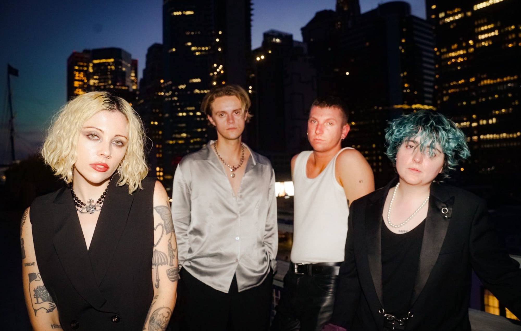 Pale Waves – Revue 'Unwanted' : les pop-punks repoussent les limites