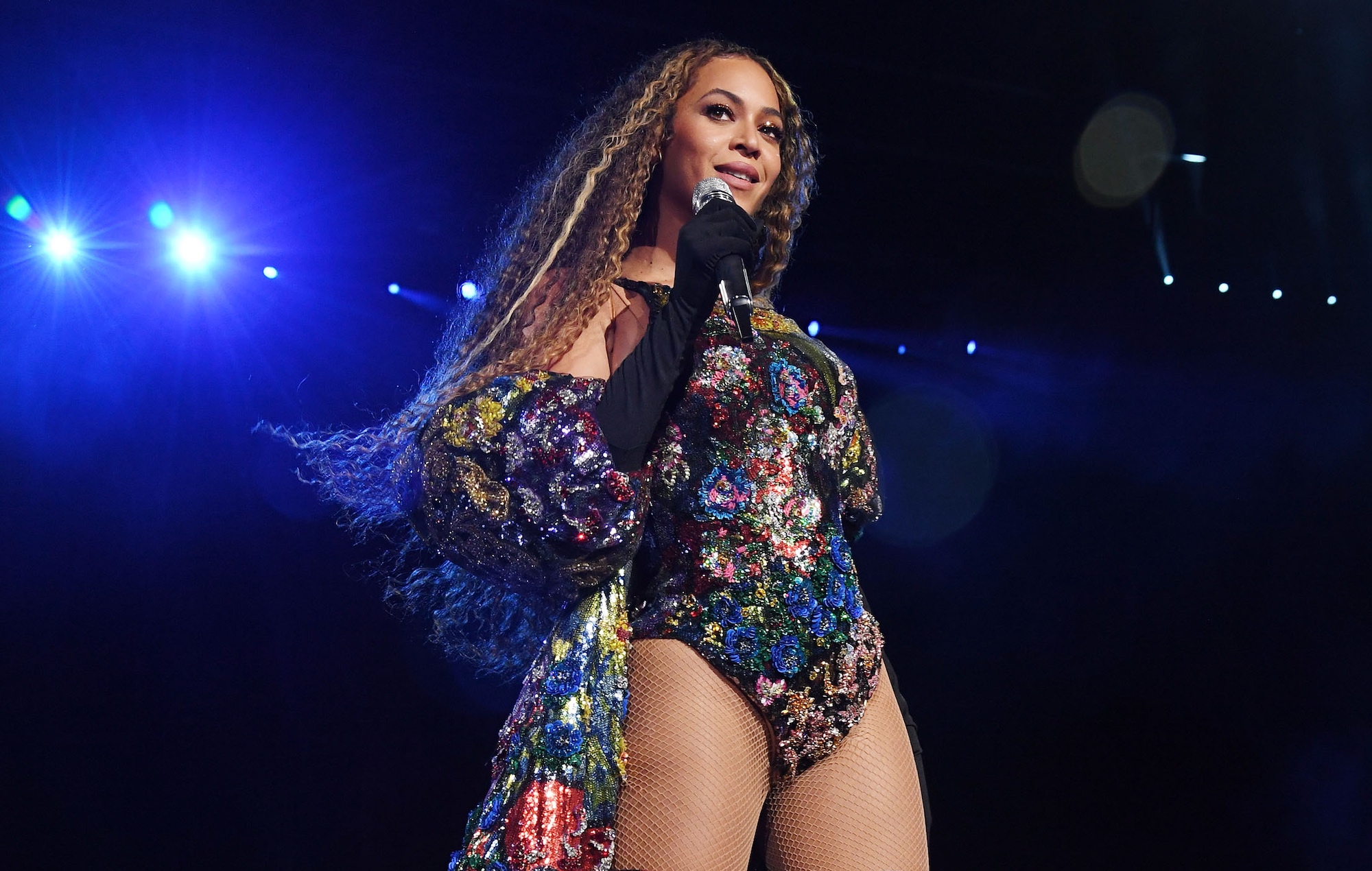 Beyoncé remporte le quatrième album numéro un tandis que Cribs entre dans le top 40 avec des rééditions