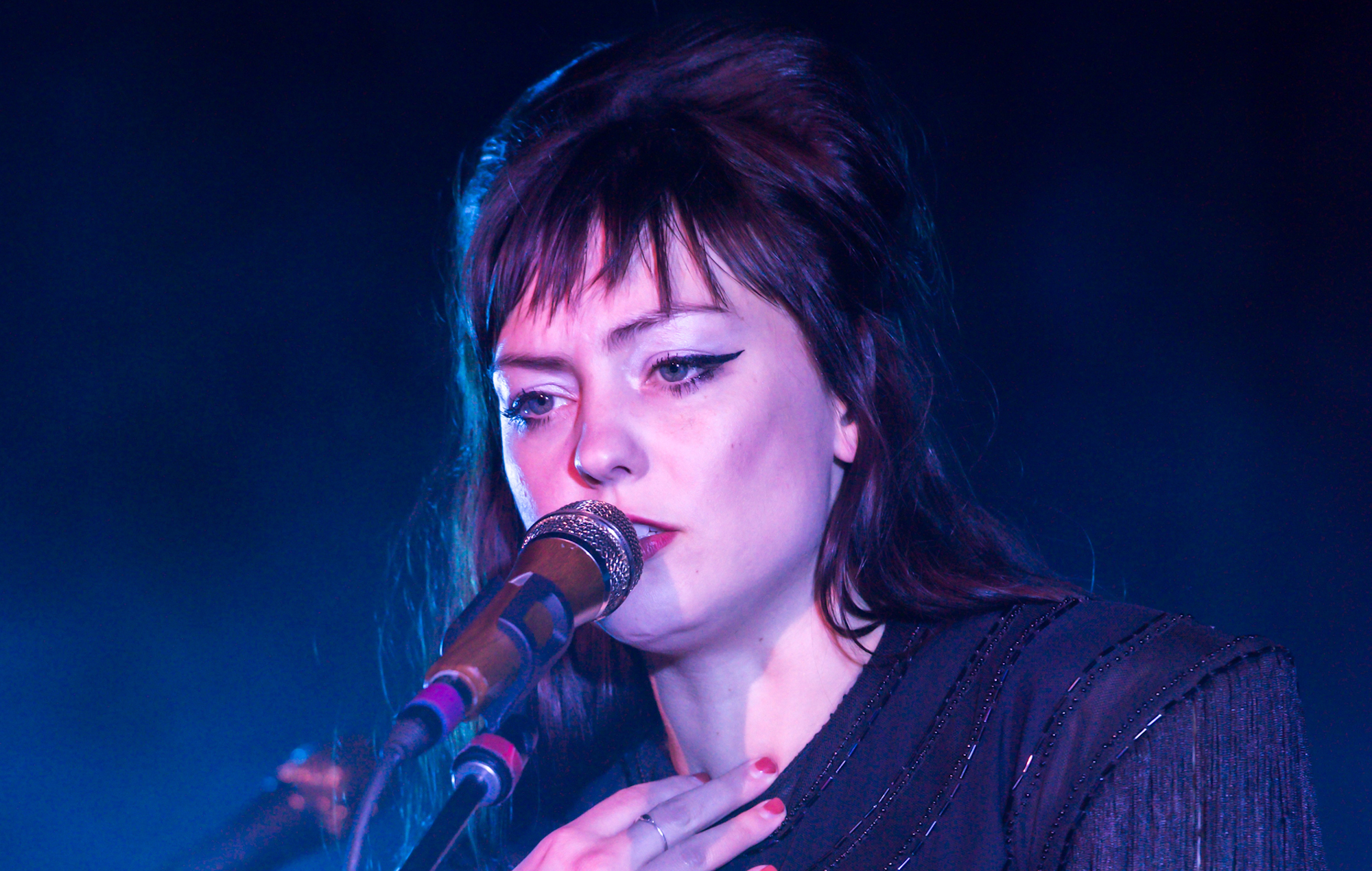 Regardez Angel Olsen interpréter "All The Good Times" sur "Fallon"