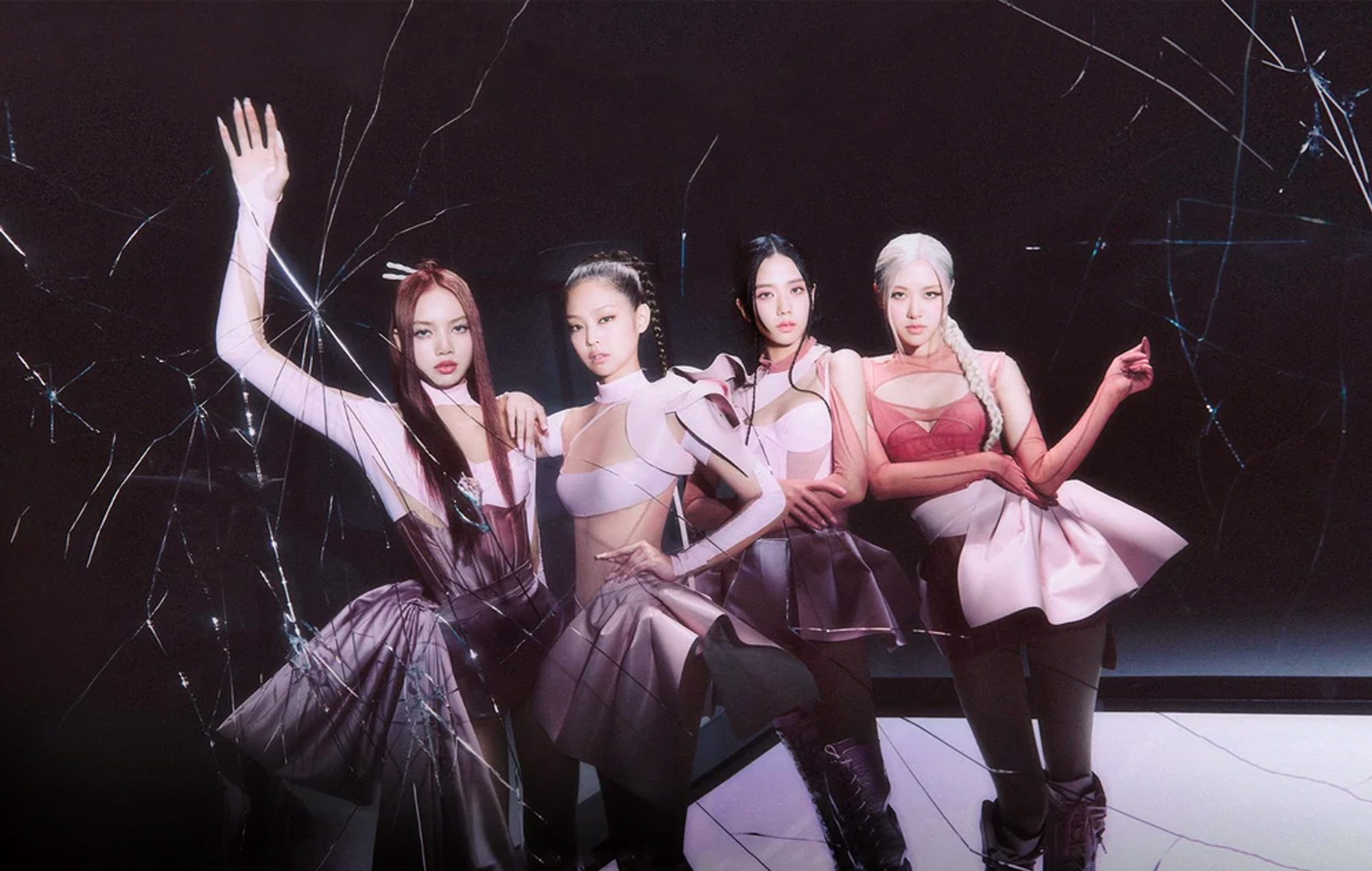 Regardez le clip vidéo saisissant de BLACKPINK pour le single de retour "Pink Venom"