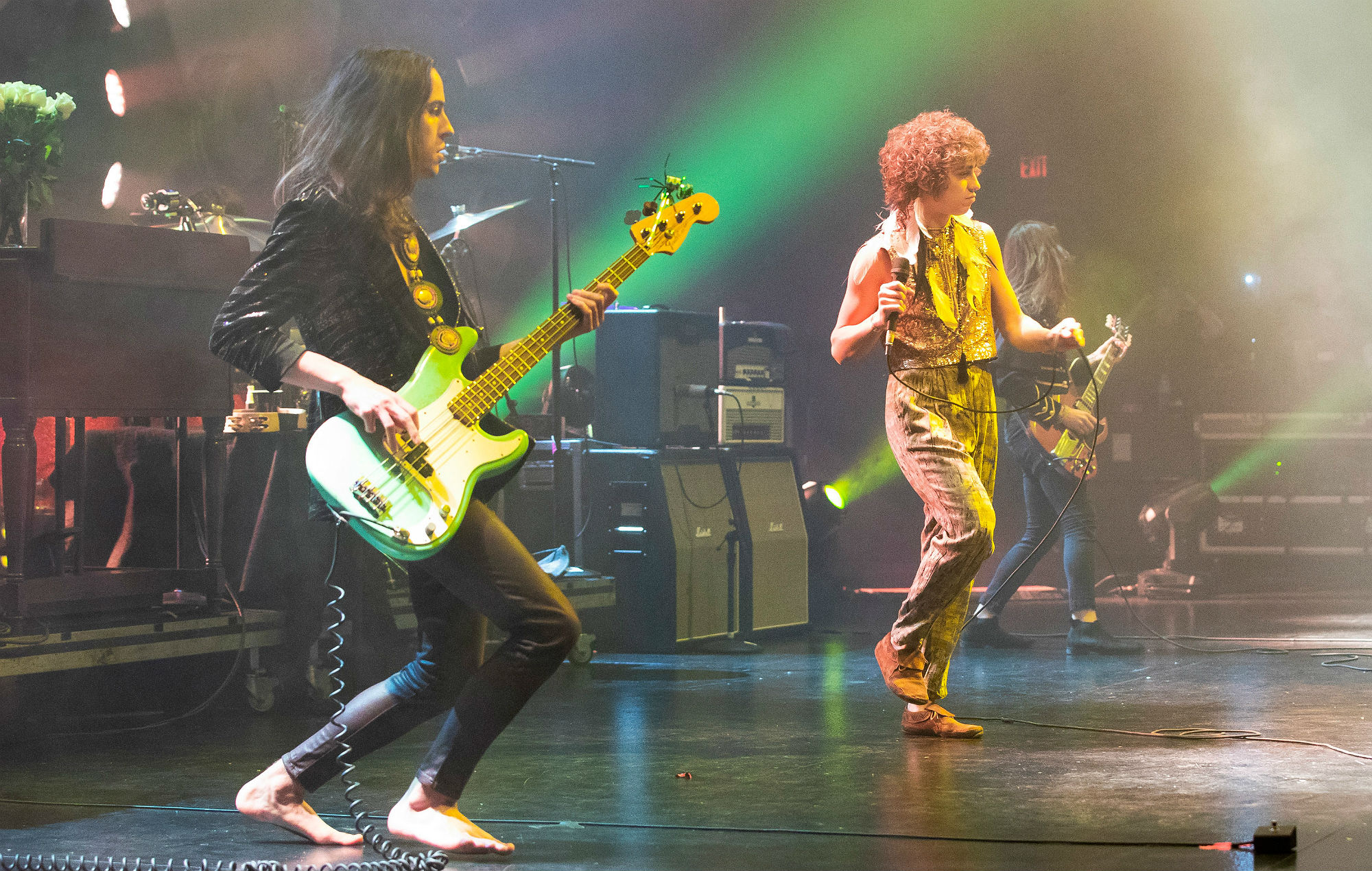 Le bassiste de Greta Van Fleet dit que la musique "populaire" "insulte" l'intelligence