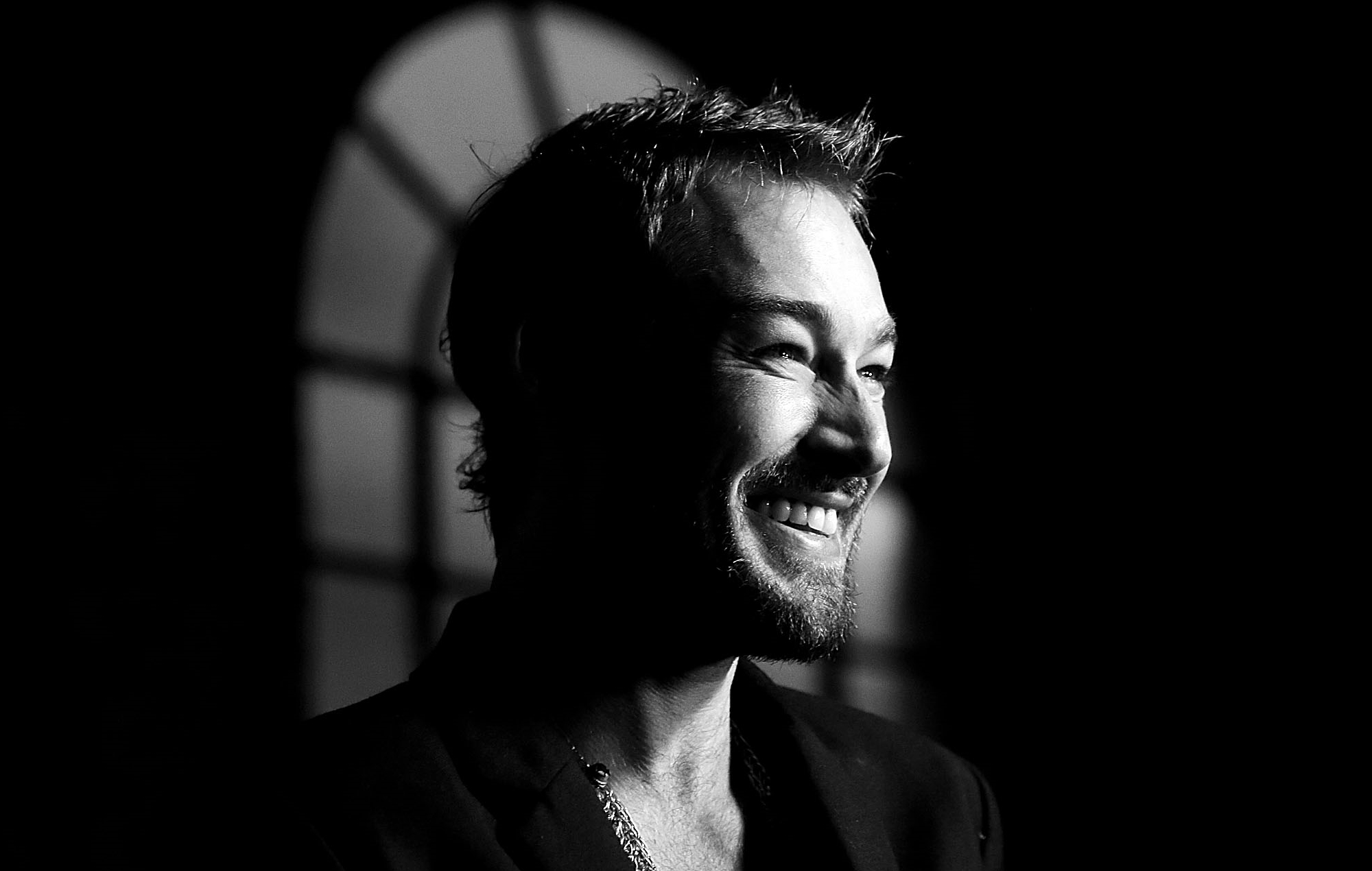 Daniel Johns parle d'un accident de voiture et d'un séjour en cure de désintoxication, d'une querelle avec les camarades du groupe Silverchair