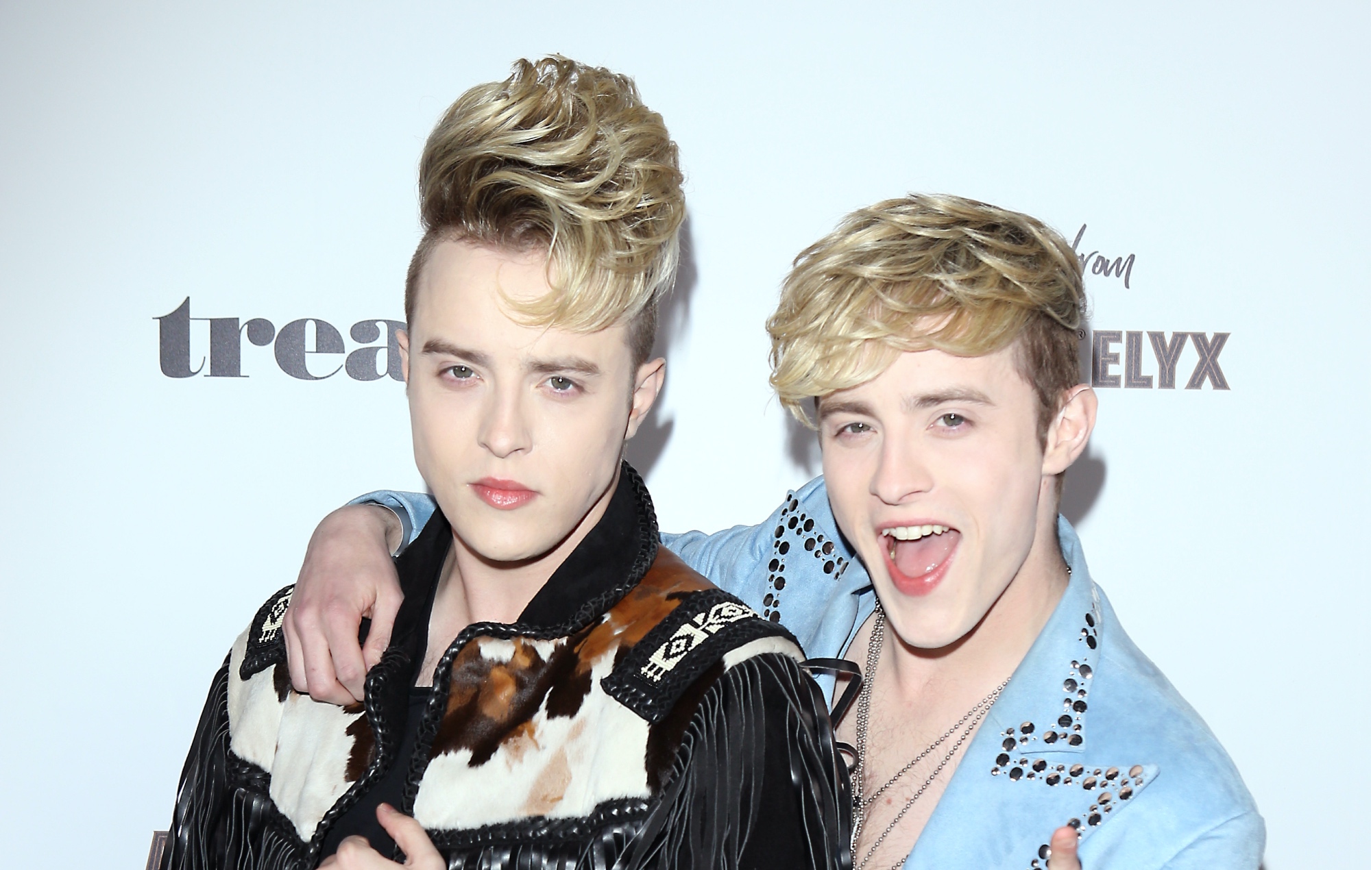 Jedward dit avoir reçu des menaces de mort pour des opinions anti-monarchie