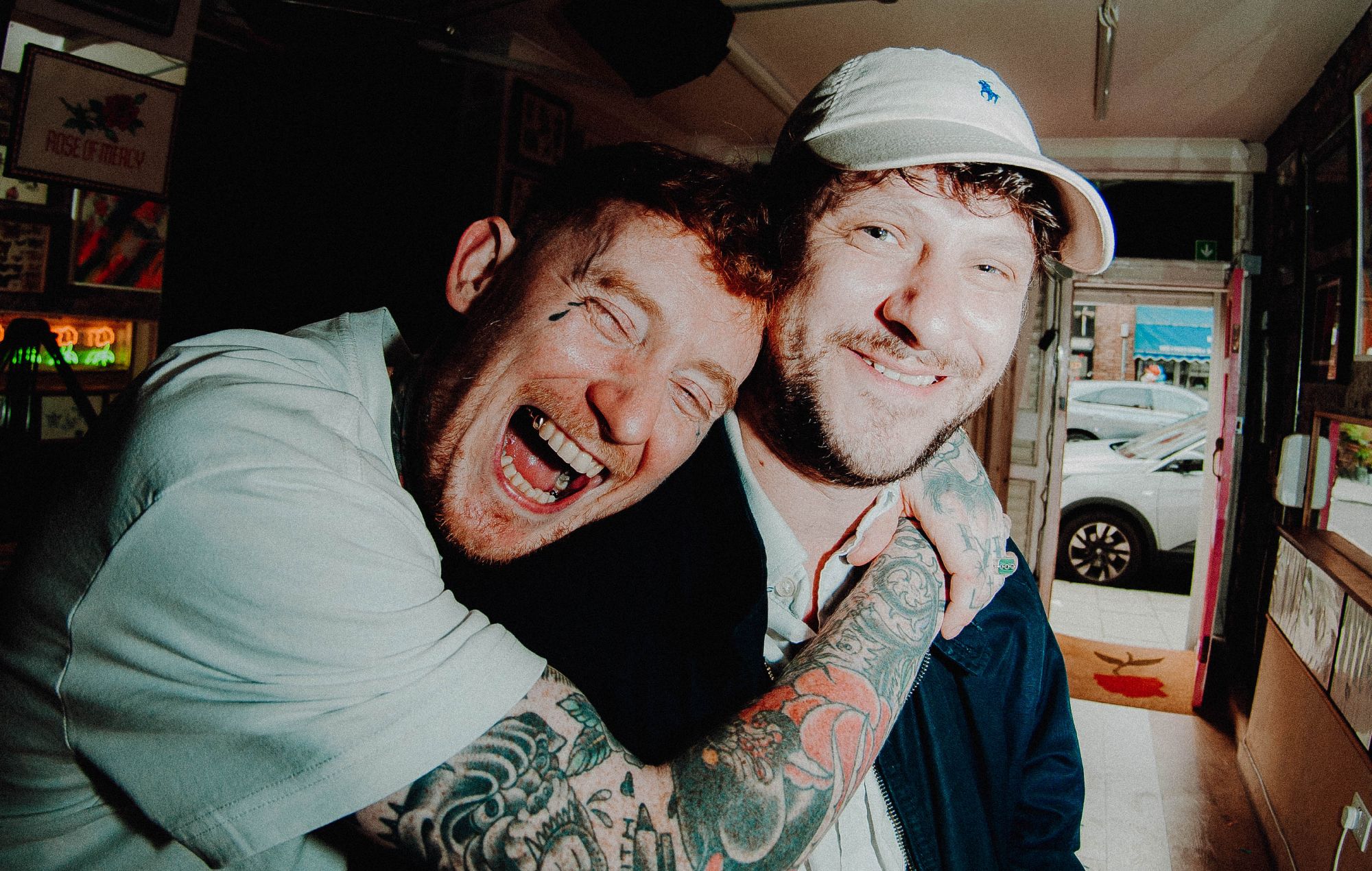 Frank Carter & The Rattlesnakes et Jamie T partagent "The Drugs"