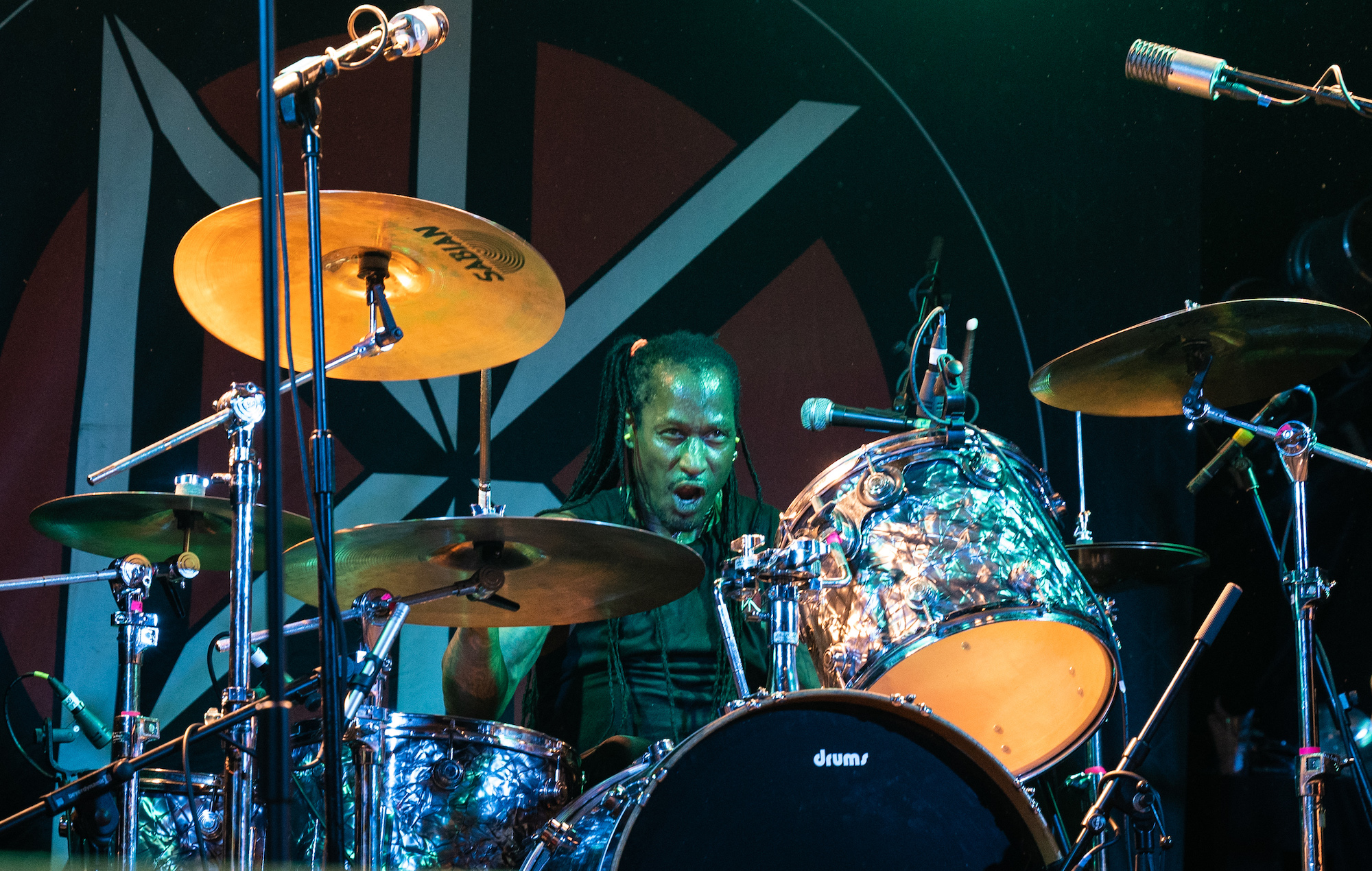 DH Peligro, batteur des Dead Kennedys et des Red Hot Chili Peppers, est décédé à l'âge de 63 ans