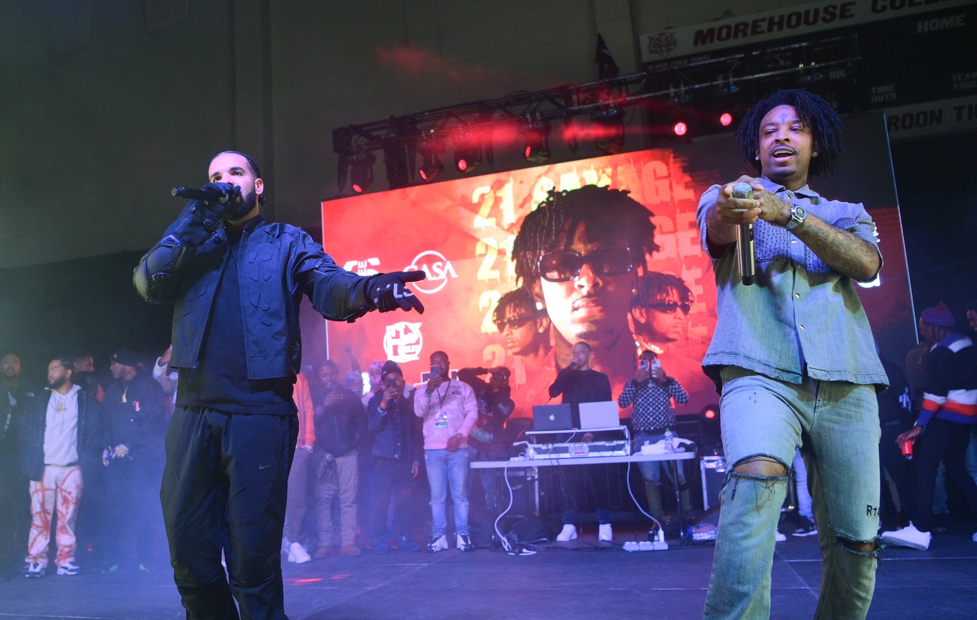 Drake et 21 Savage annoncent un album commun "Her Loss" et partagent le clip de "Jimmy Cooks"
