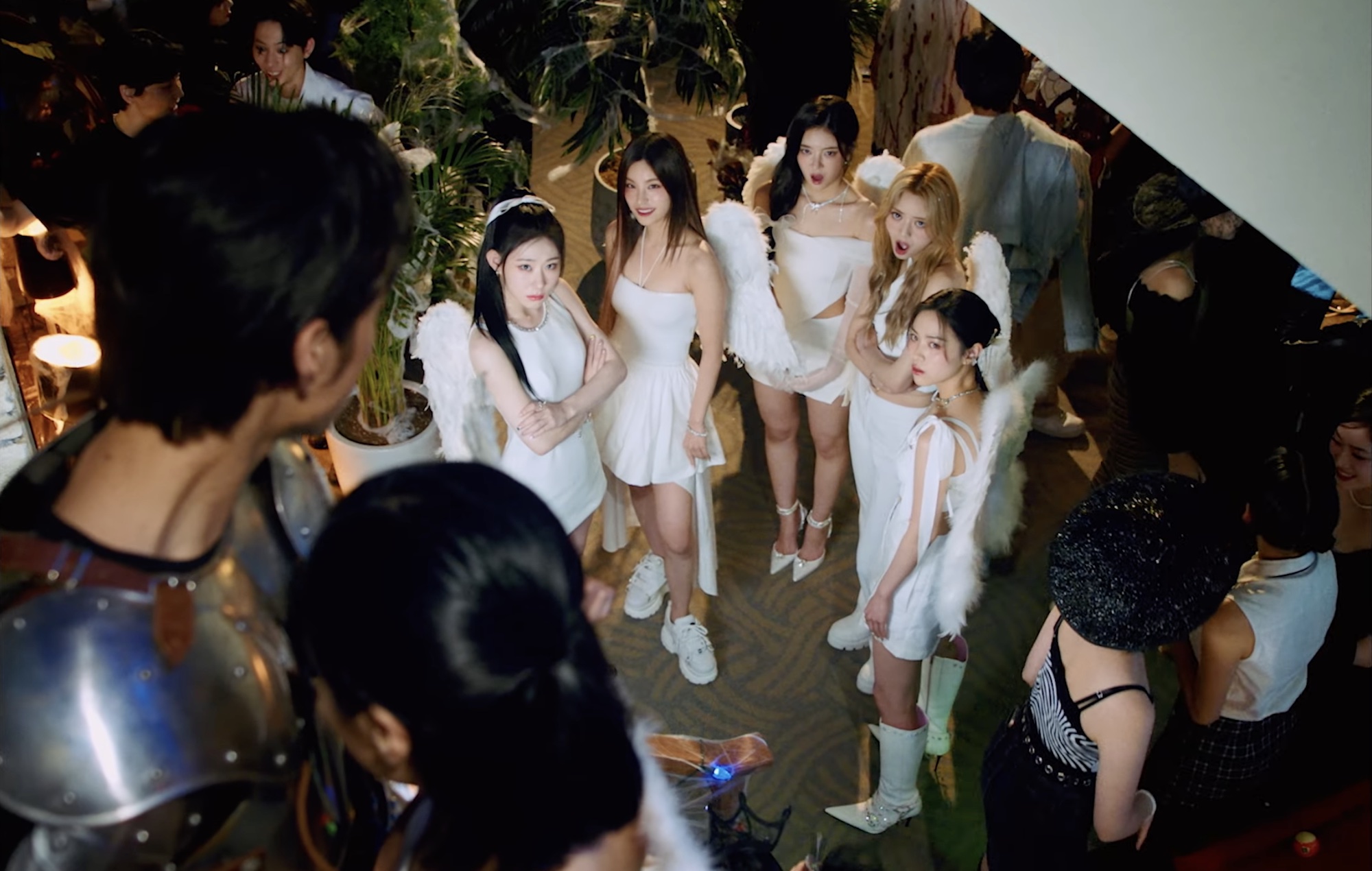ITZY sort un clip vidéo flirty pour le single de pré-sortie "Boys Like You"