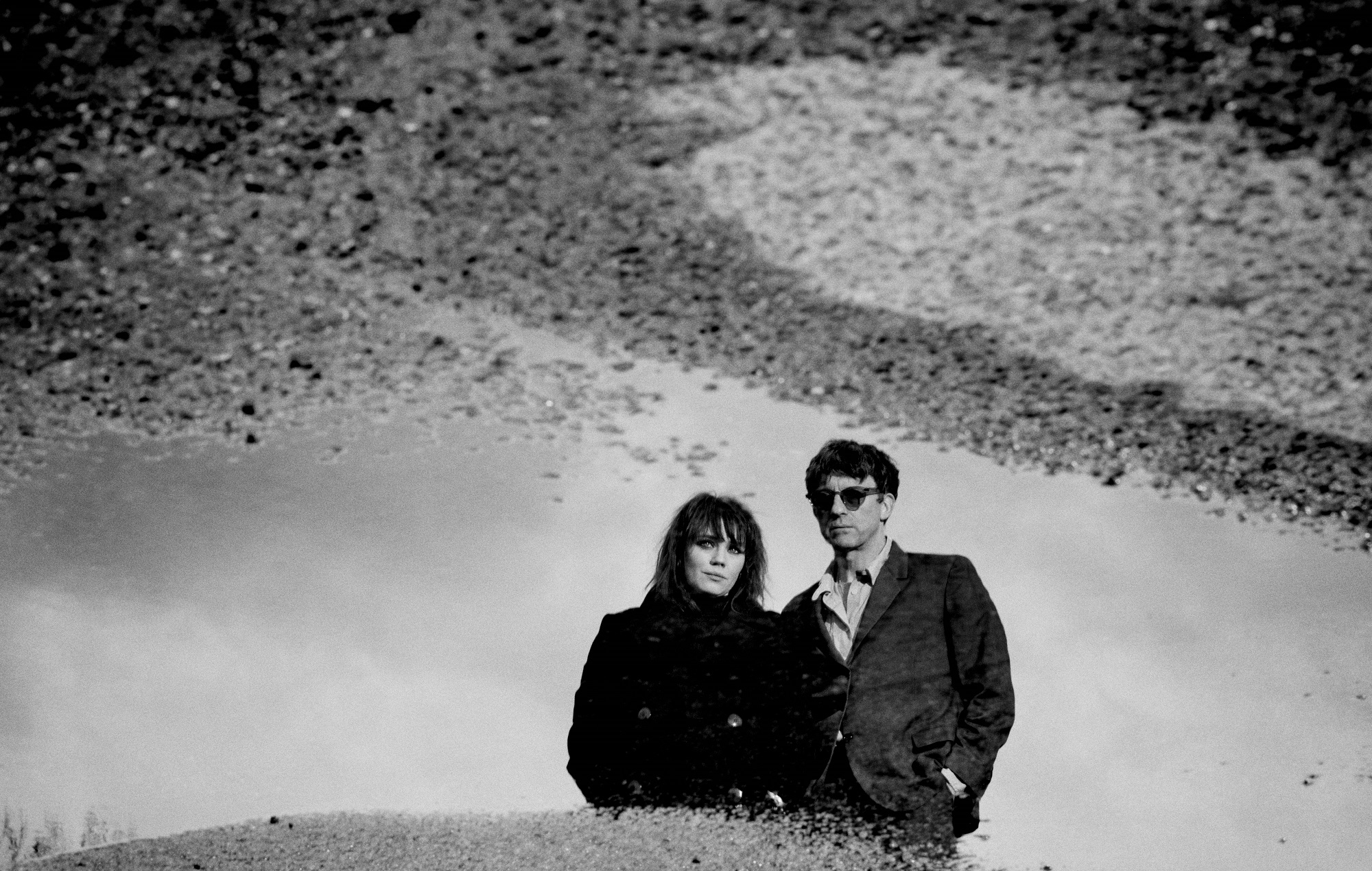 The WAEVE de Graham Coxon et Rose Elinor Dougall annoncent une tournée britannique en 2023 et partagent un nouveau single