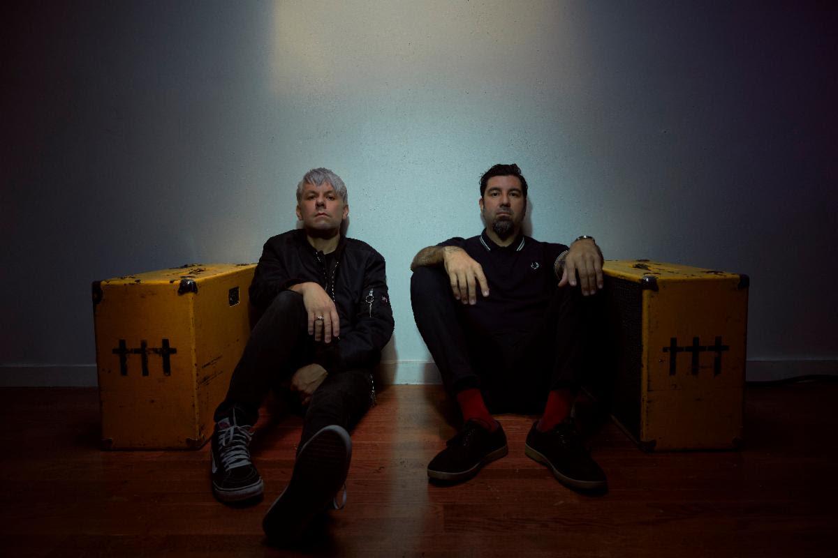 Crosses, le projet parallèle de Chino Moreno, sort le nouveau single "SENSATION"