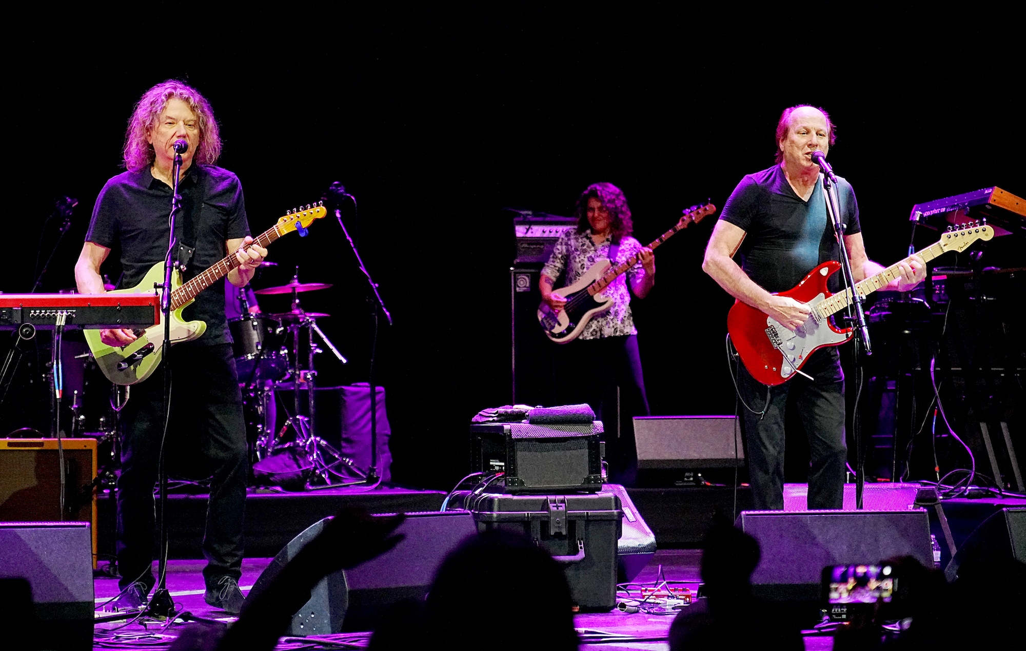 Jerry Harrison et Adrian Belew des Talking Heads annoncent la tournée nord-américaine 2023 de "Remain In Light"