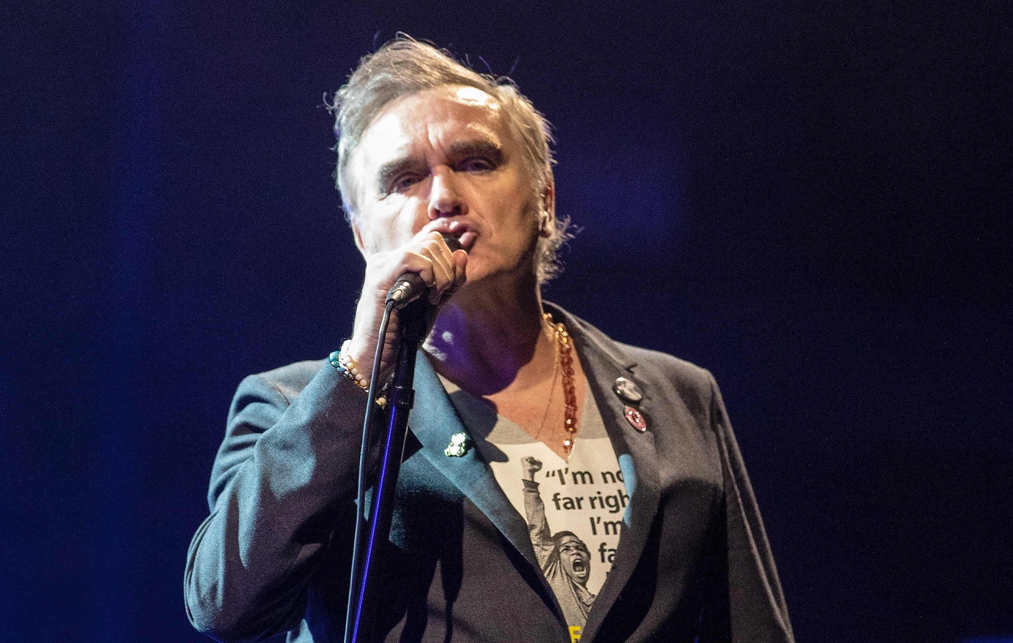 Morrissey annule deux dates de tournée nord-américaine en raison d'une "maladie du groupe"