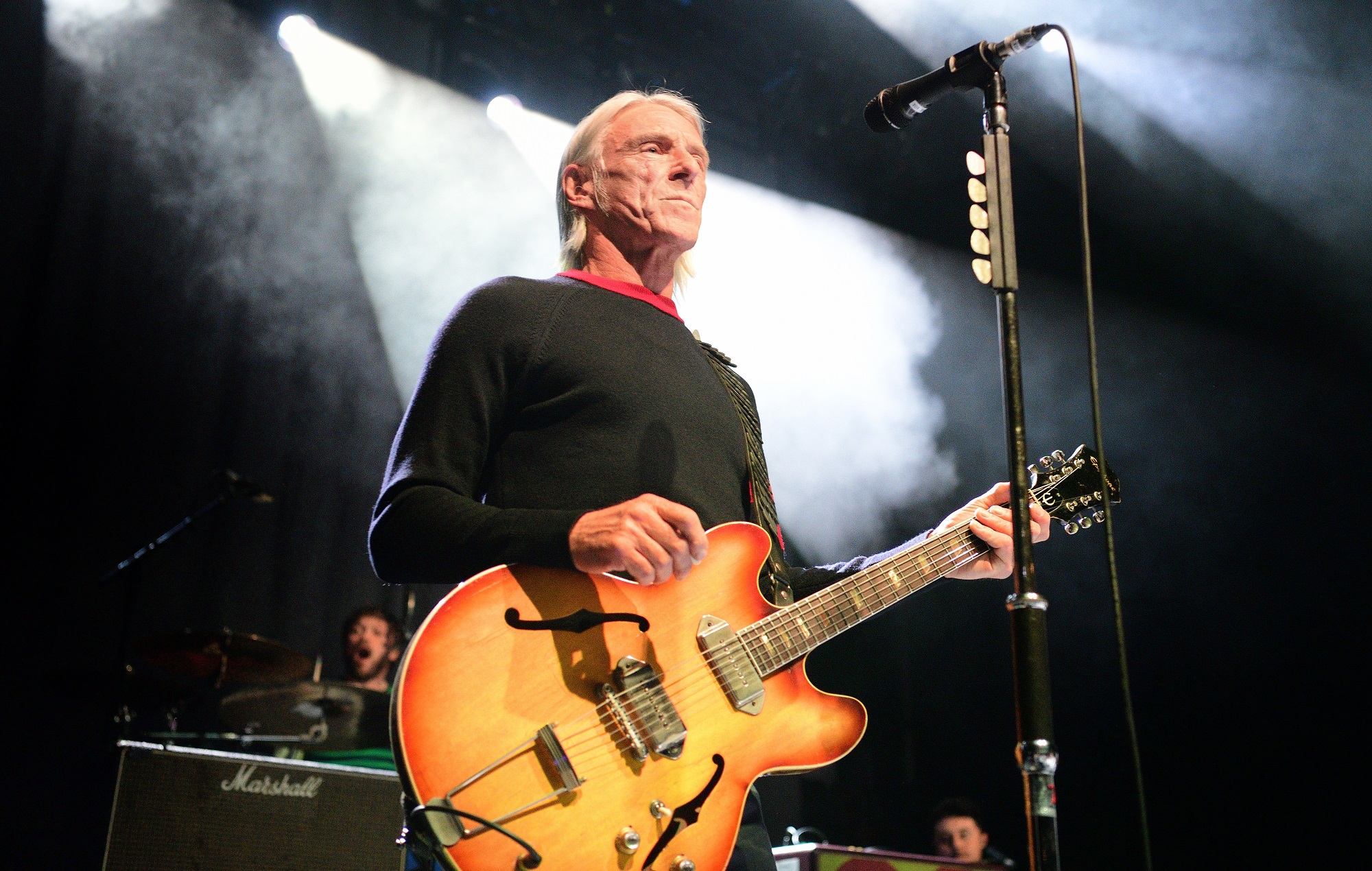 Paul Weller déconcerté par le deuil national «putain bizarre» à la suite de la mort de Queen