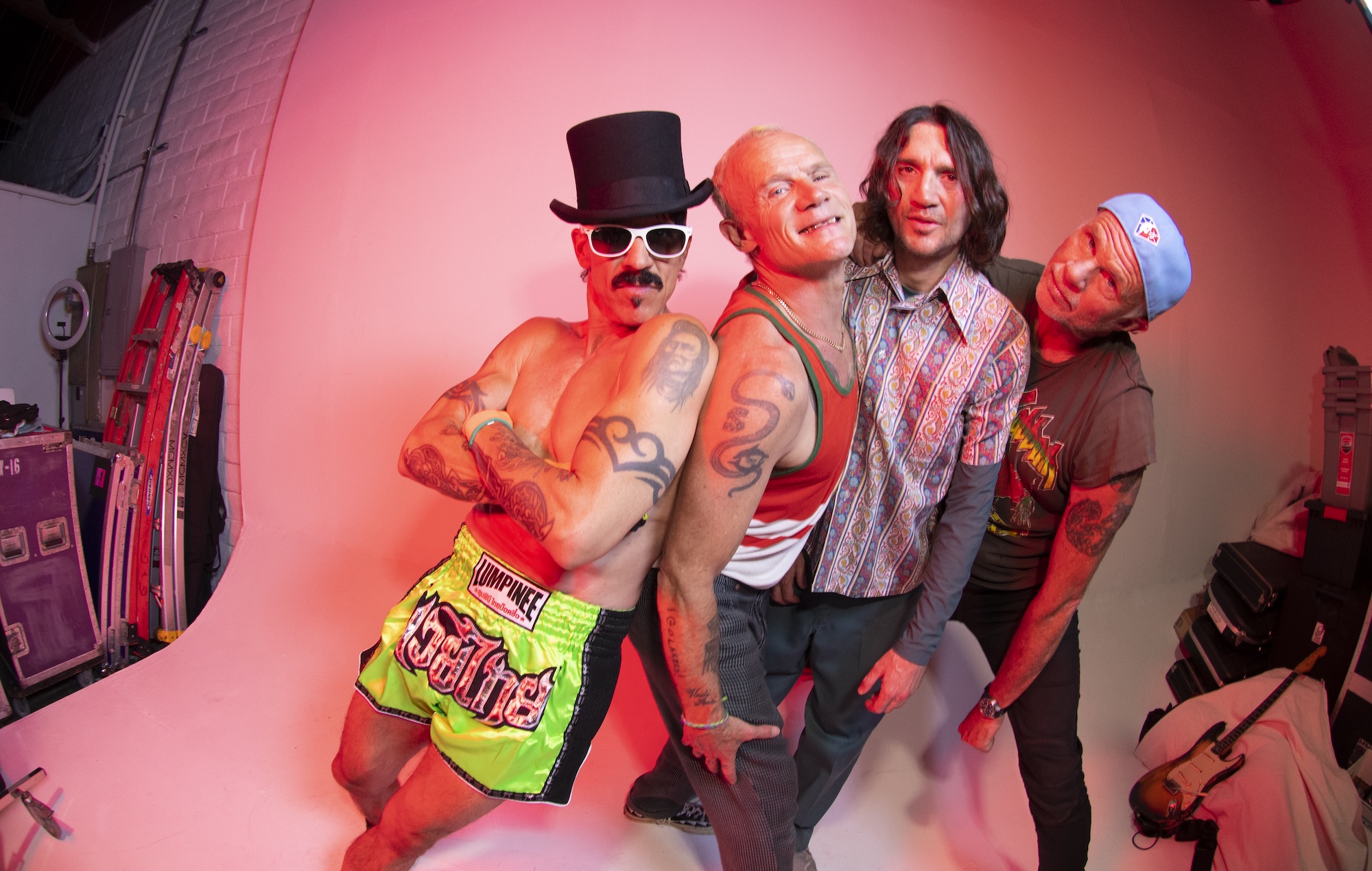 Les Red Hot Chili Peppers annoncent une tournée américaine, britannique et européenne en 2023 avec The Strokes, Iggy Pop et bien d'autres