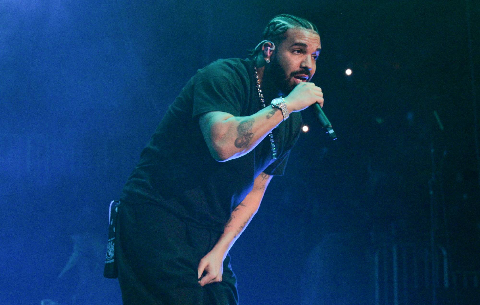 Des pages de paroles supposées de Drake trouvées dans la benne à ordures de Memphis