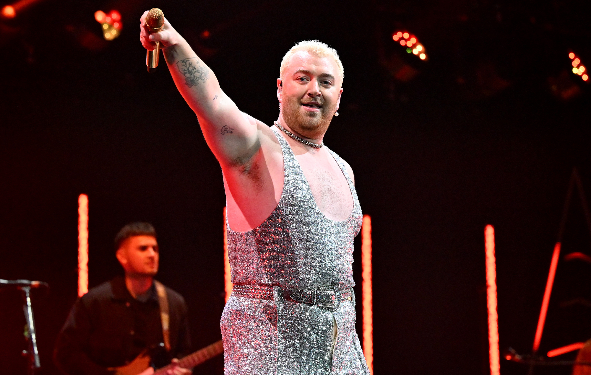 Sam Smith dit qu'aucun auteur-compositeur "ne connaît la magie" derrière l'écriture de la chanson parfaite