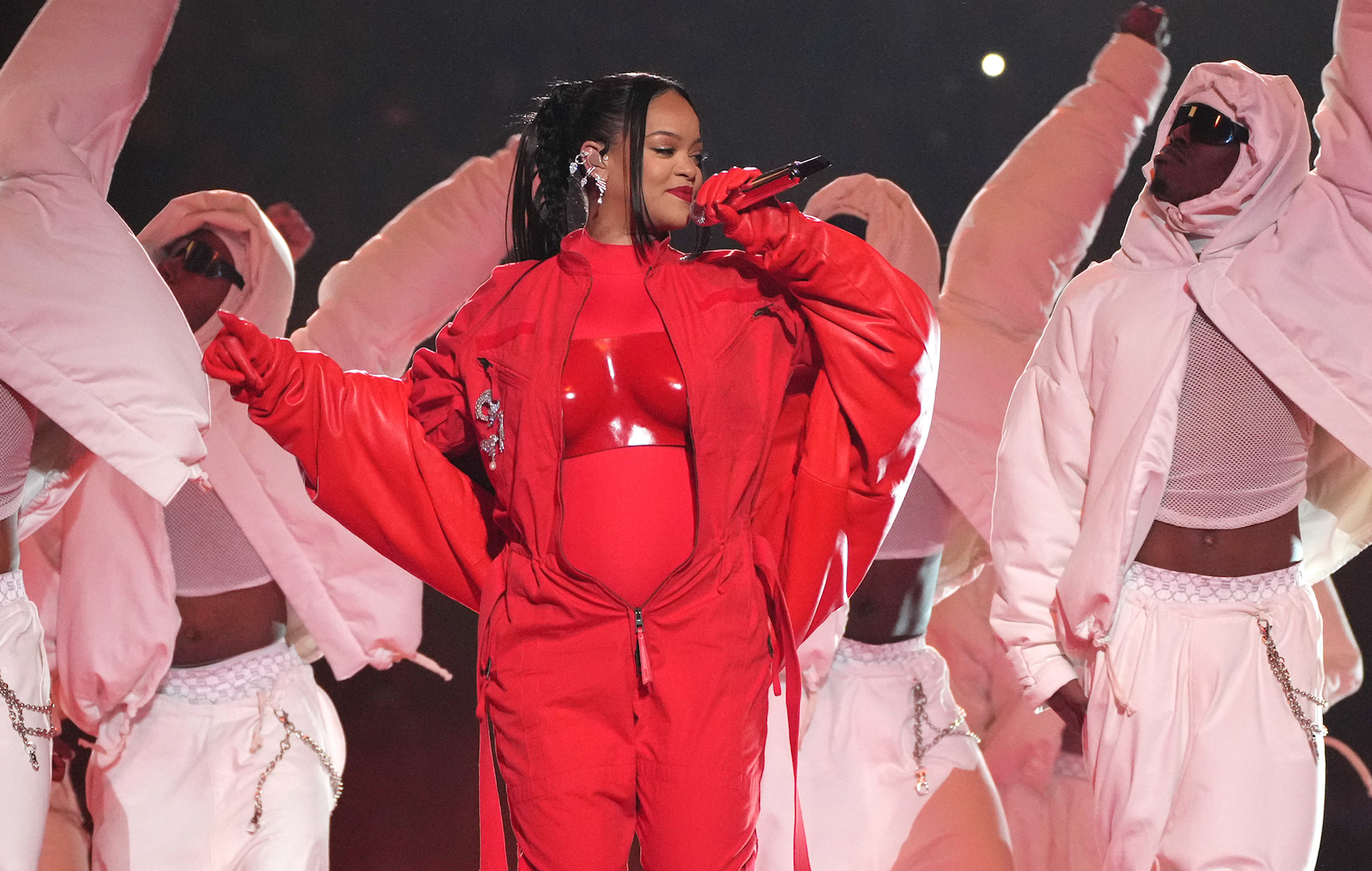 Rihanna dit que ce sera "ridicule" si son nouvel album ne sort pas cette année