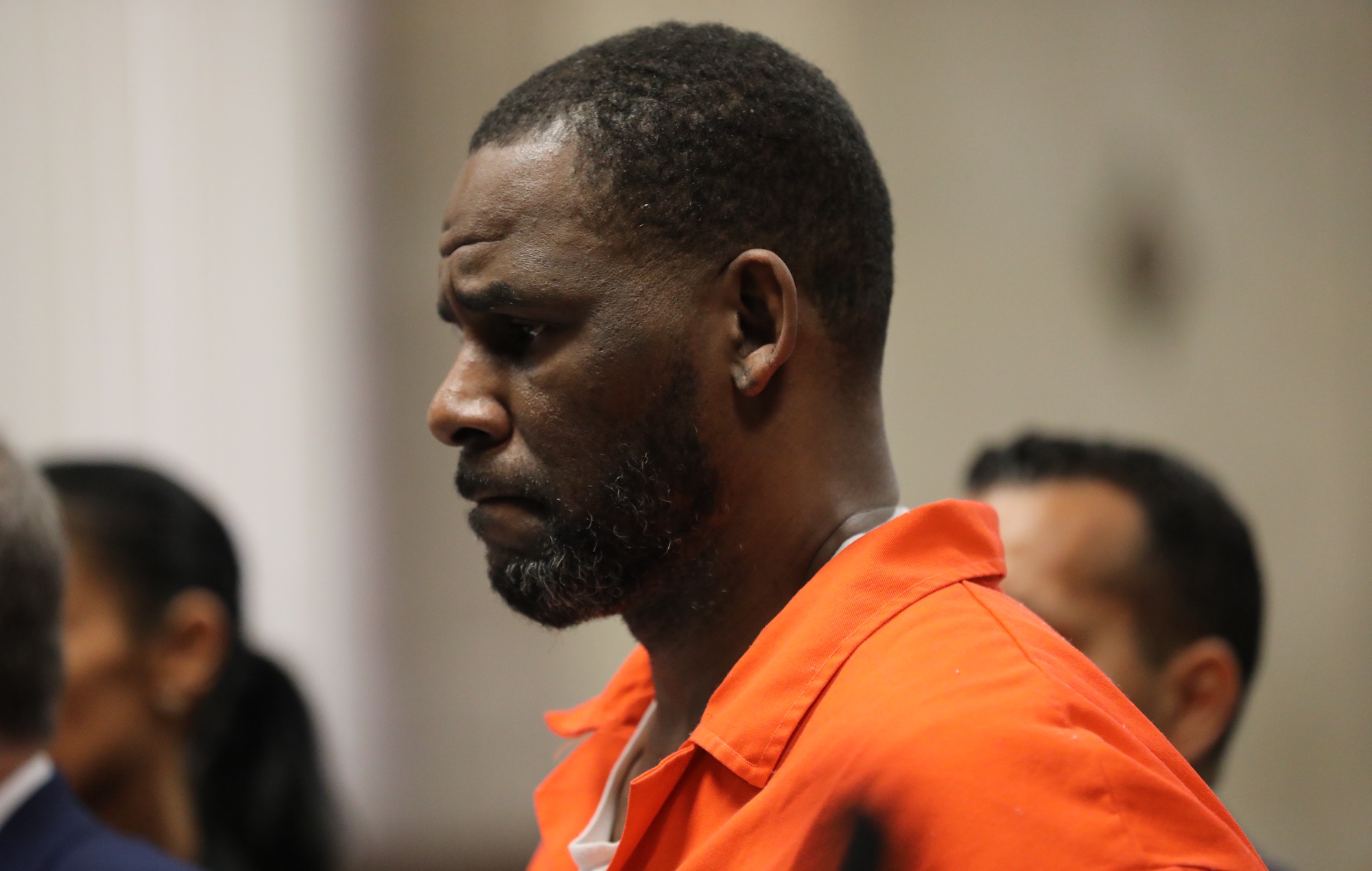 R Kelly purgera une année supplémentaire de prison