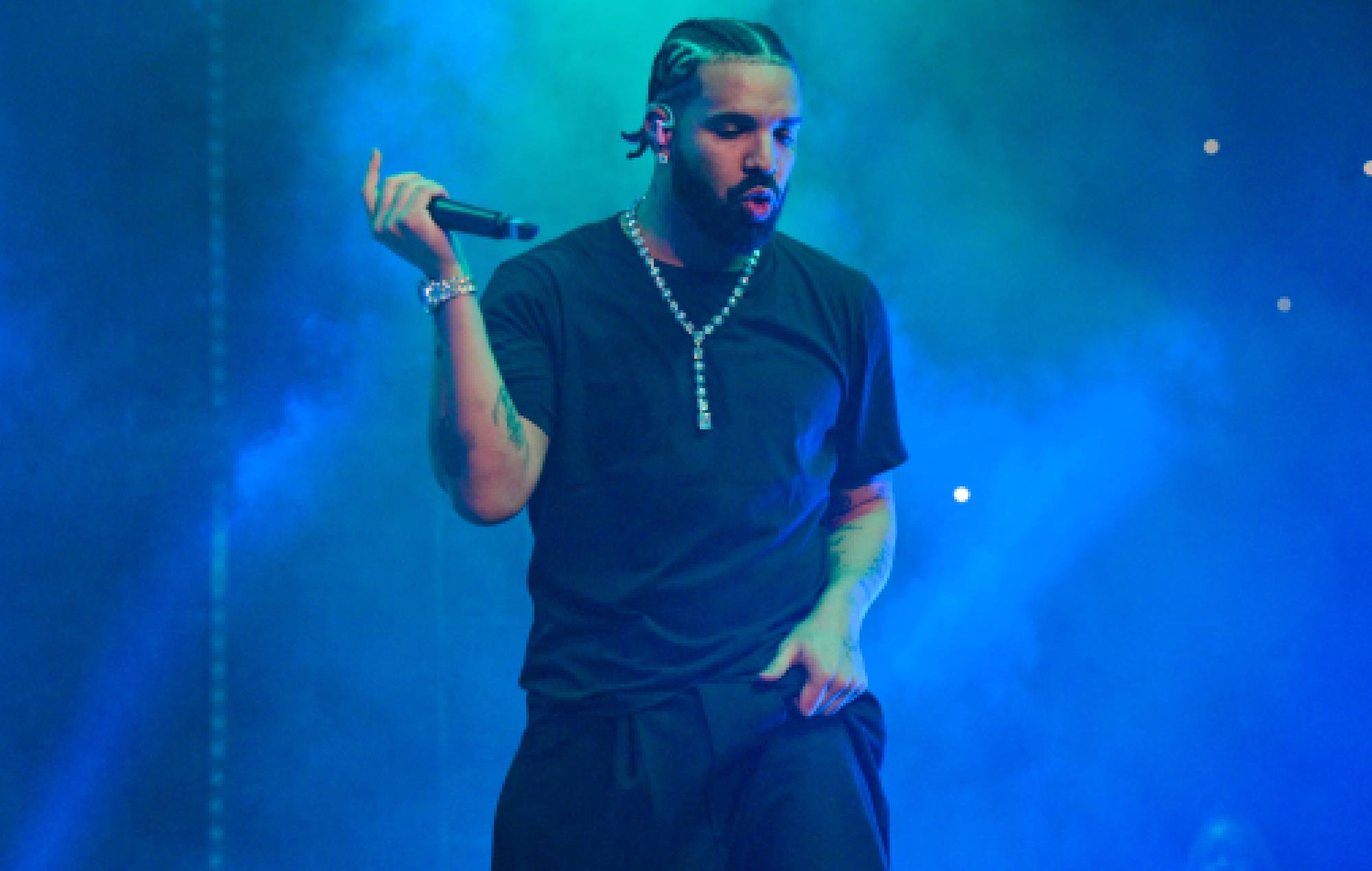 Drake mise près d'un million de dollars en paris "psychotiques" pour le Super Bowl