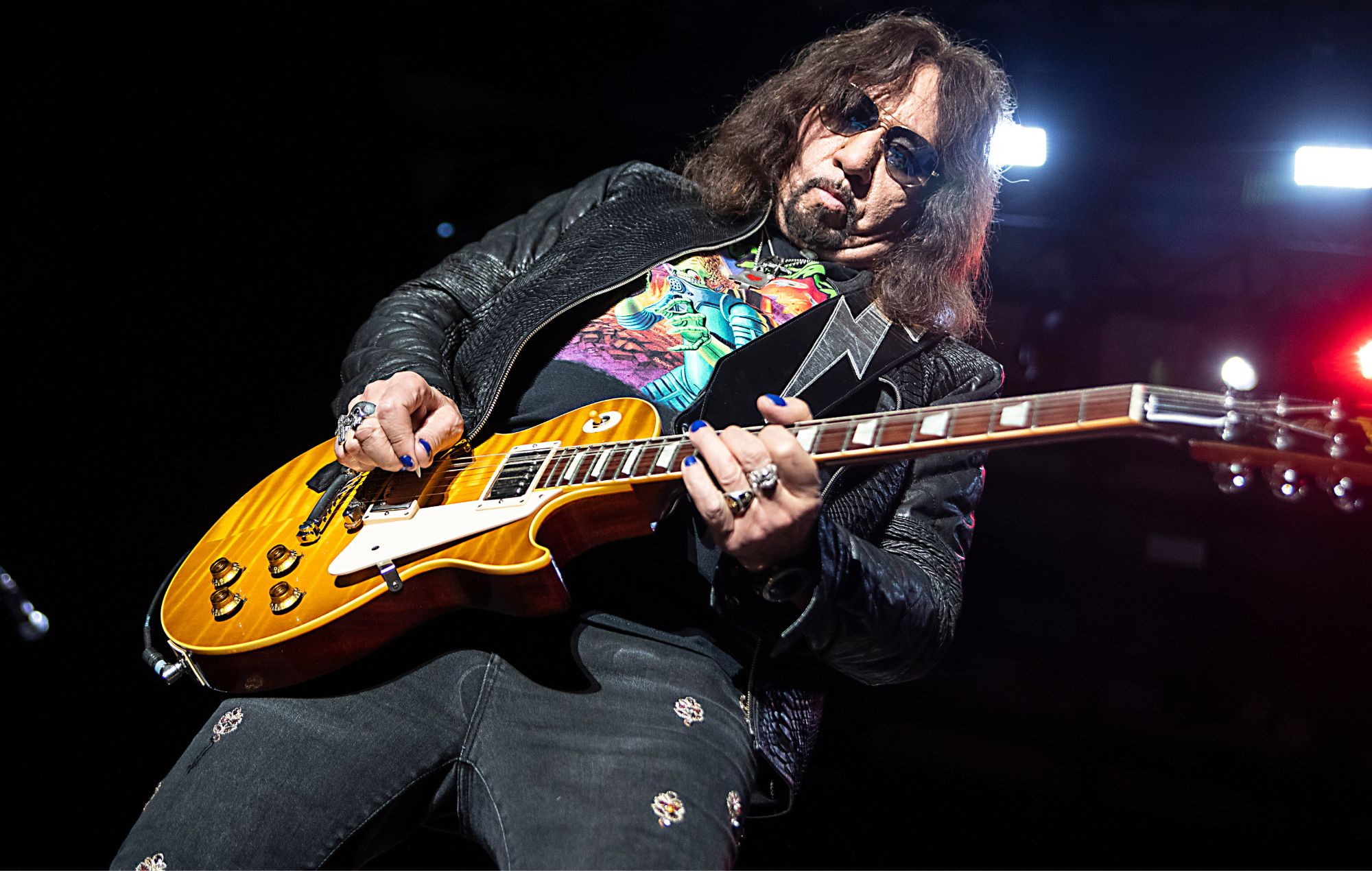 Ace Frehley dit que Paul Stanley ne s'est pas excusé mais a appelé pour dire "va te faire foutre"