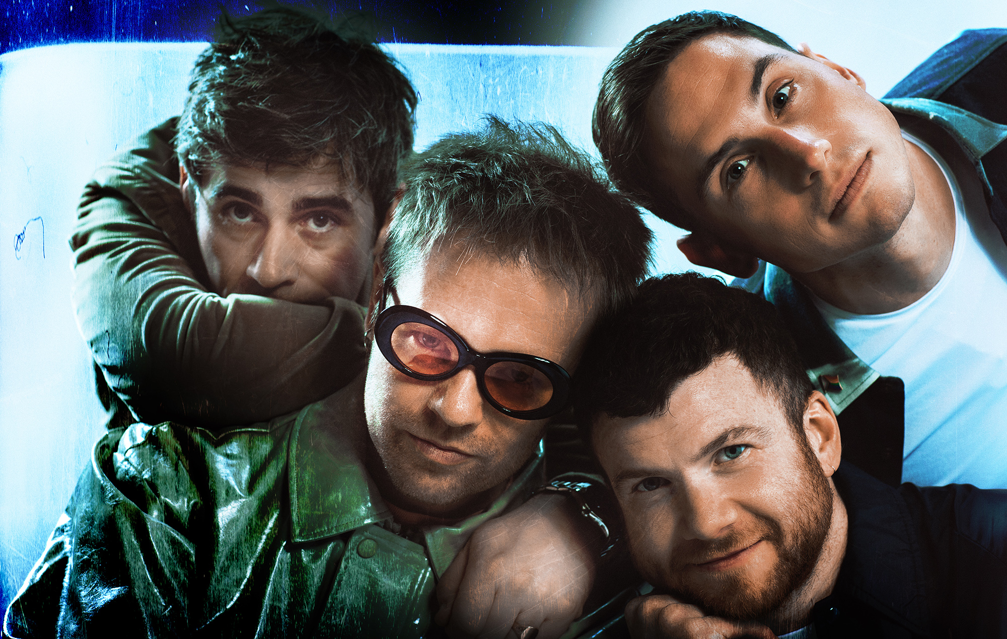 Enter Shikari - Critique de 'A Kiss For The World': retour plein d'espoir et brillant