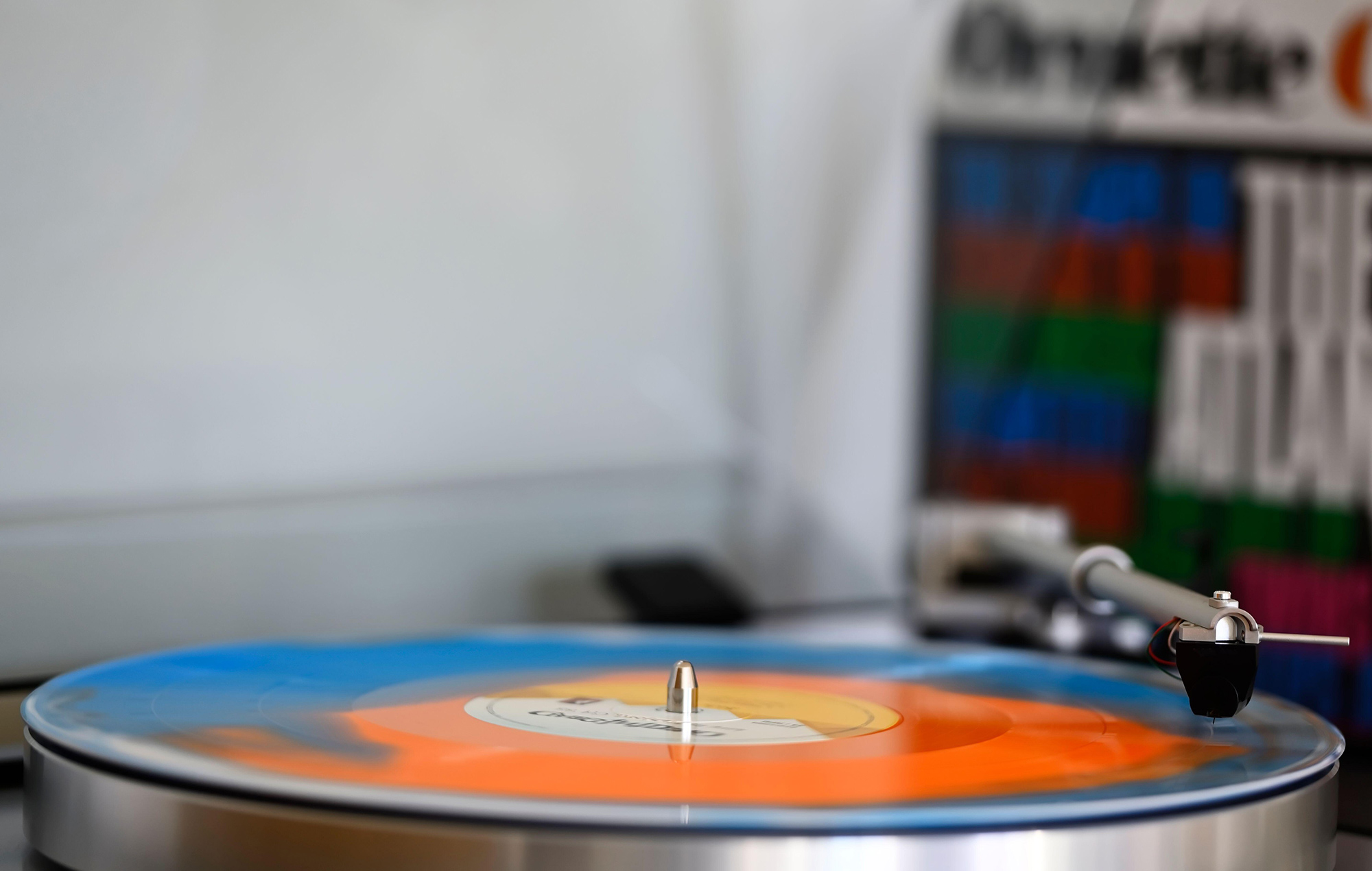 50 % des acheteurs de vinyles aux États-Unis ne possèdent pas de tourne-disques