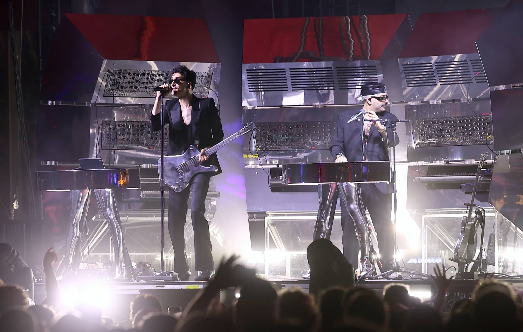 Chromeo s'associe à La Roux sur "Replacements"