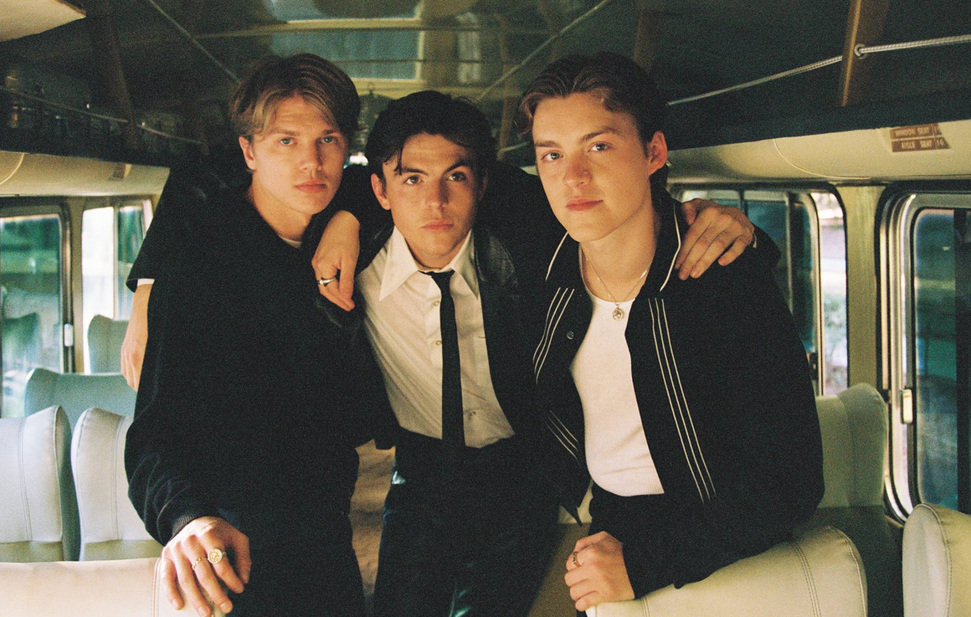 Le New Hope Club parle de NME à travers ses "Premières"