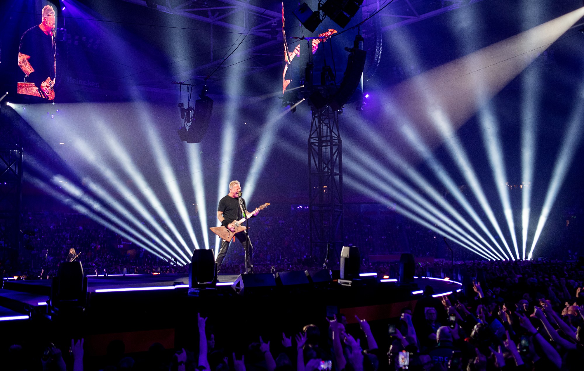 Regardez Metallica jouer des raretés, donner des débuts en direct aux chansons de '72 Seasons'