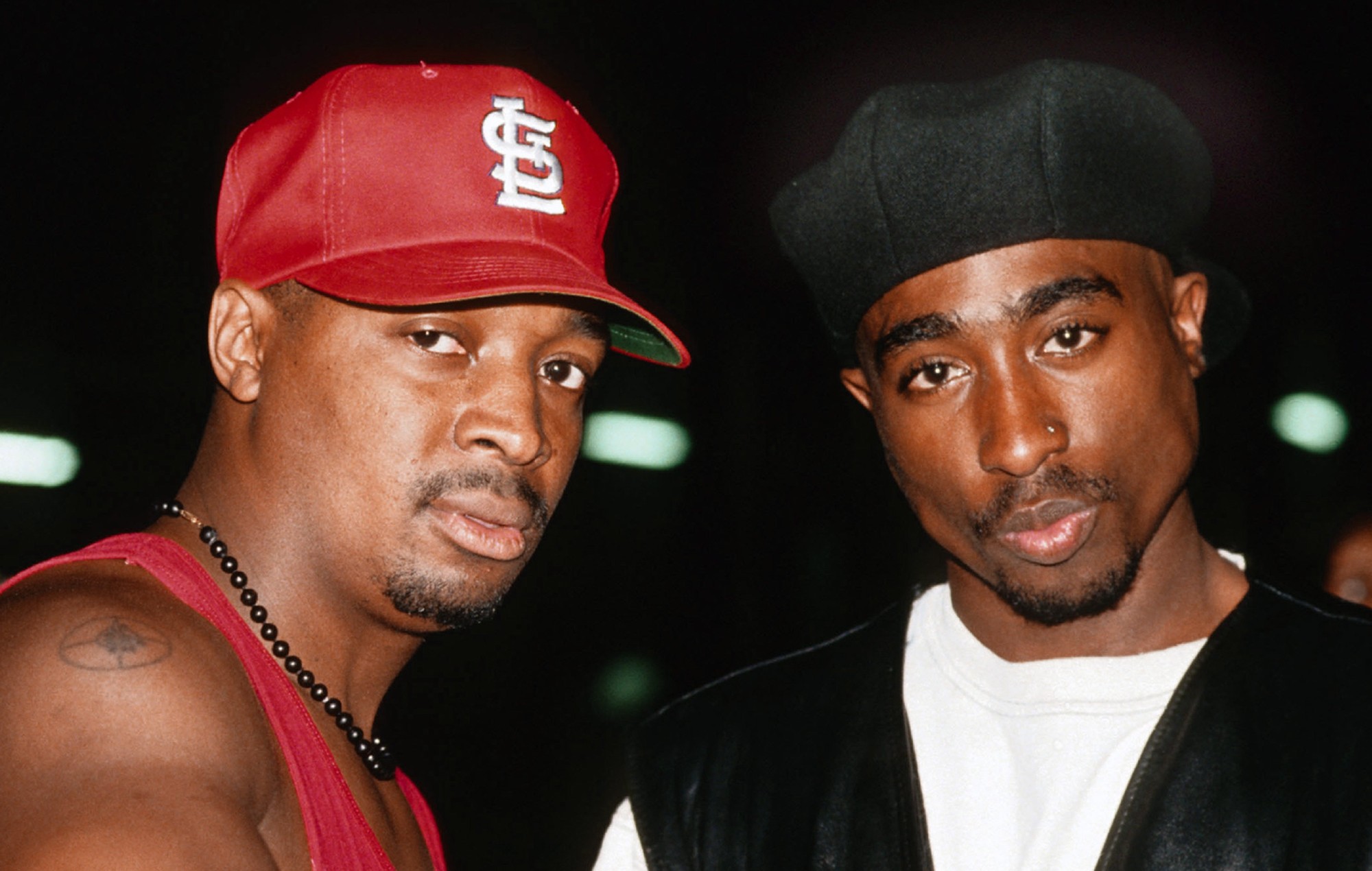 Tupac a battu un voleur par loyauté envers Public Enemy, dit Chuck D
