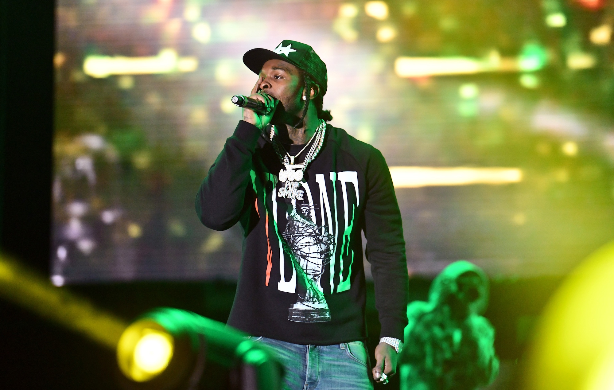 Un jeune de 18 ans avoue avoir tué par balle Pop Smoke