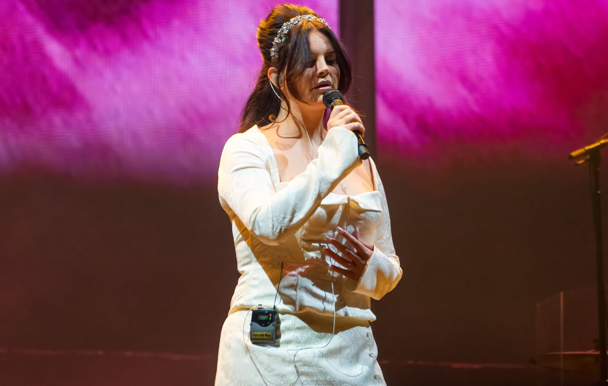 Lana Del Rey annonce des concerts surprises en juillet à Dublin, Amsterdam et Paris