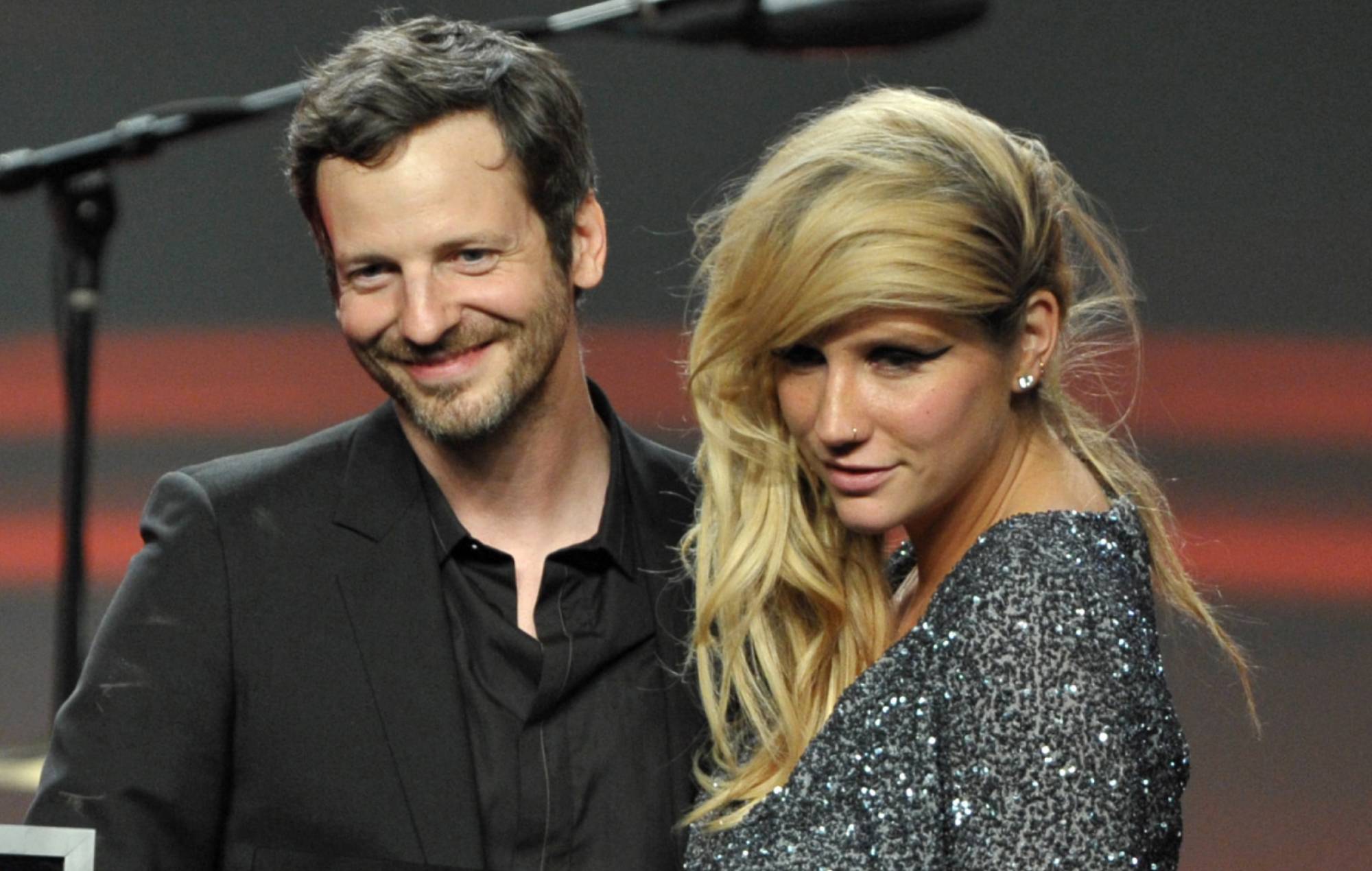 Kesha et le Dr Luke règlent un procès en diffamation