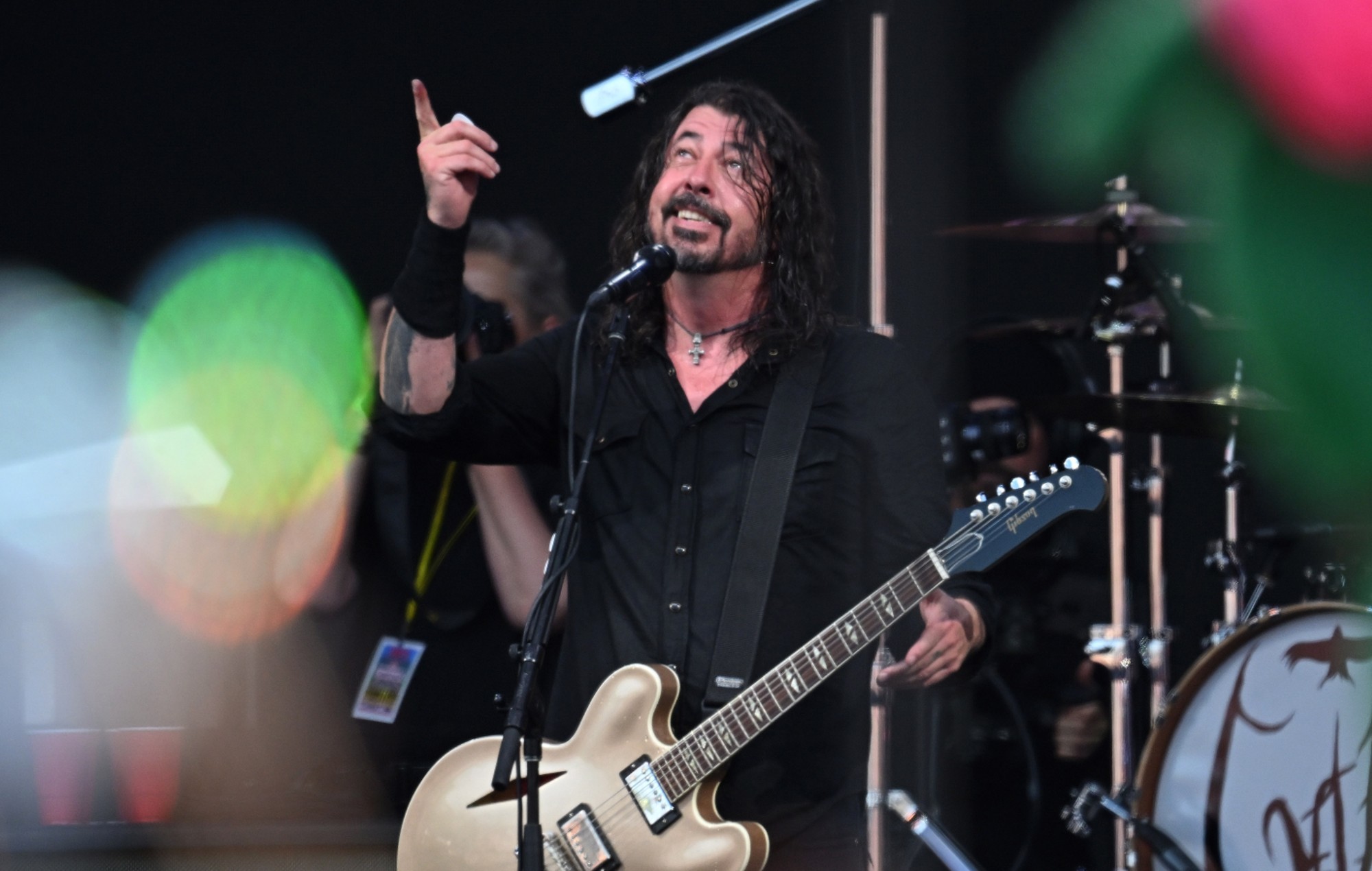 Les Foo Fighters dédient "Everlong" à Taylor Hawkins à Glastonbury