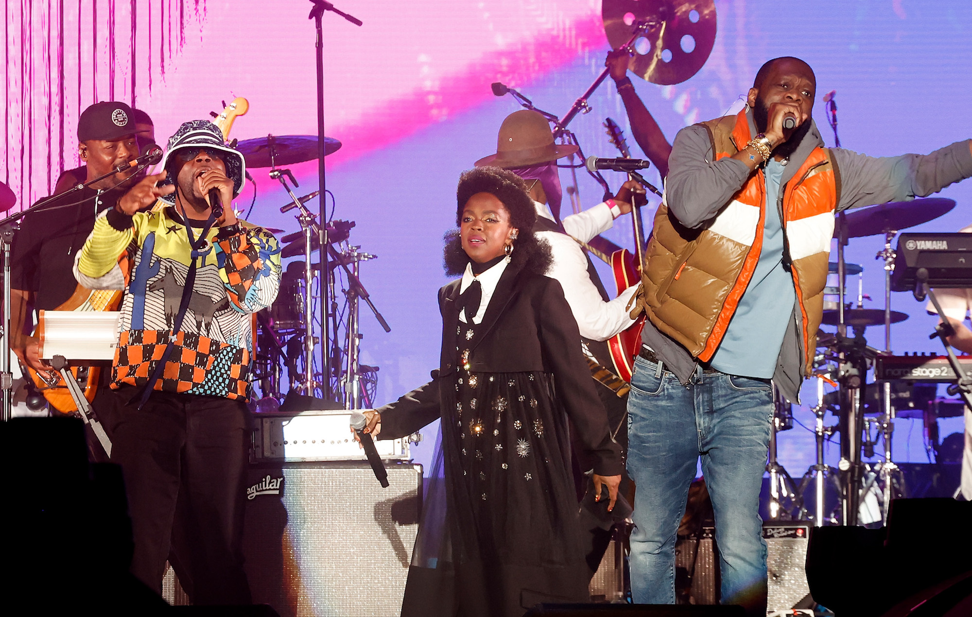 Regardez Fugees organiser une réunion surprise au concert de Lauryn Hill