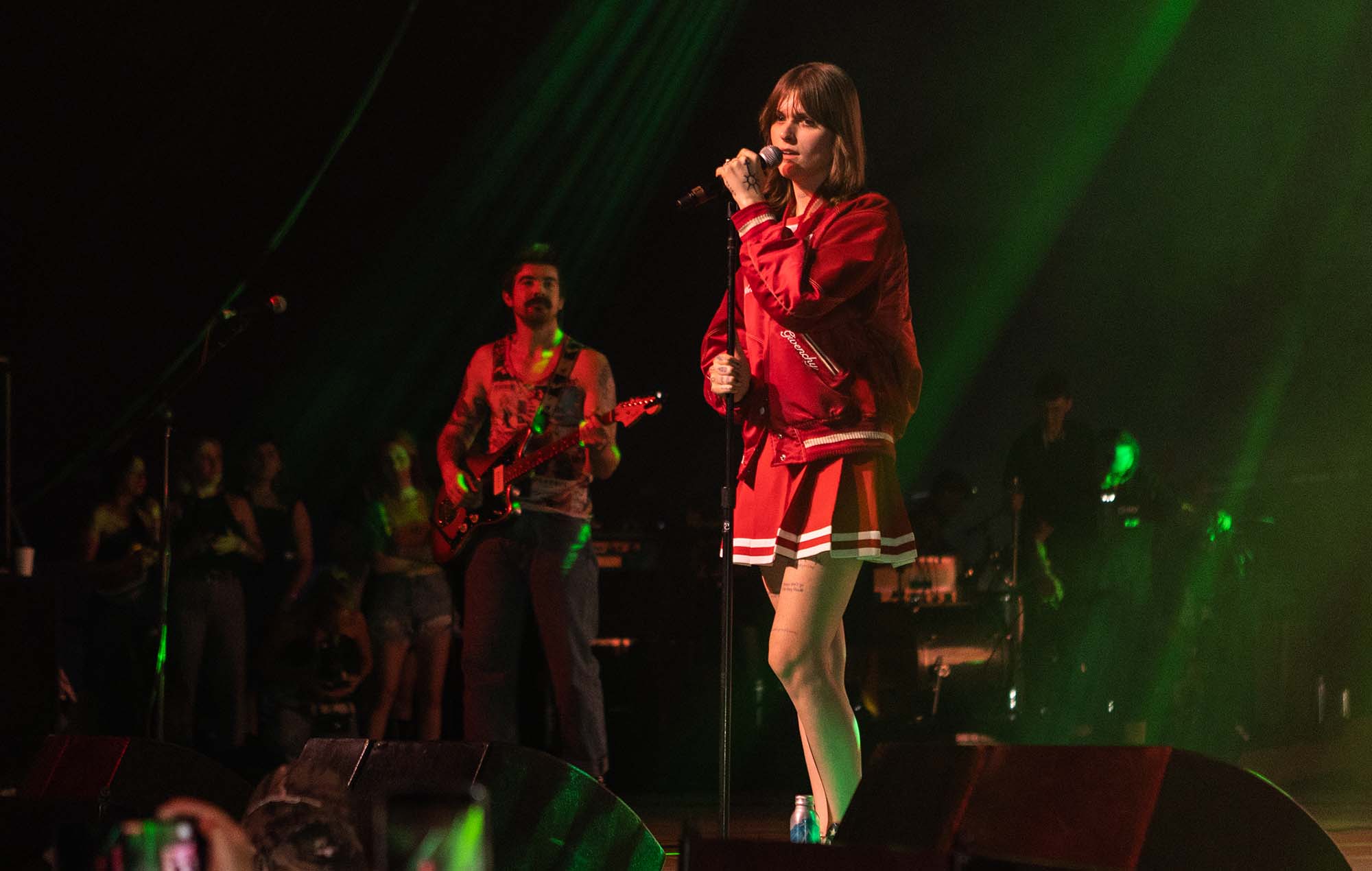 Ethel Cain dit que la réaction du public à son égard la fait se sentir comme "un singe dansant dans un cirque"