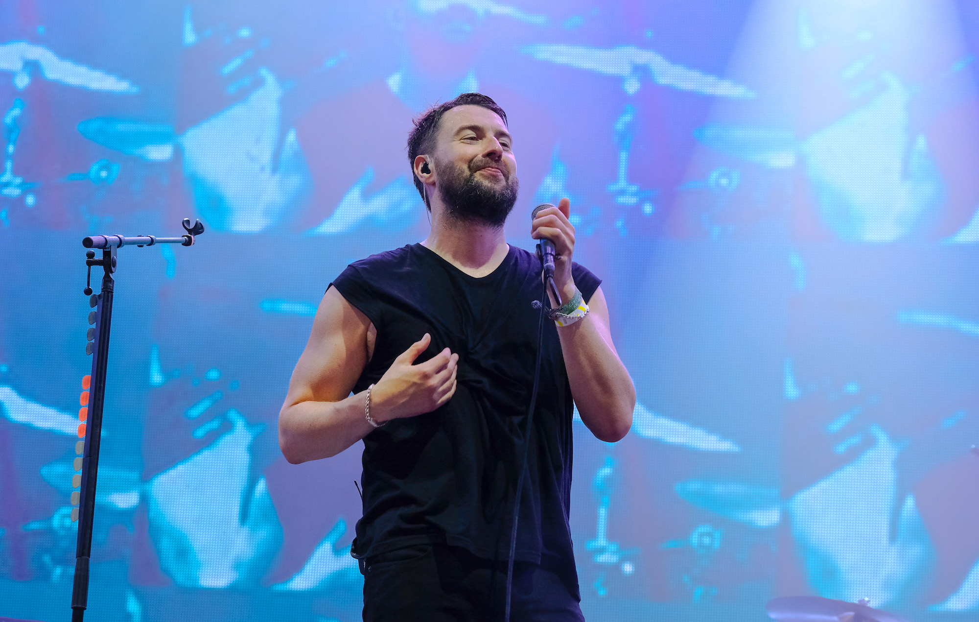 Liam Fray des Courteeners lance le nouveau maillot de Manchester United en tête d'affiche Tramlines