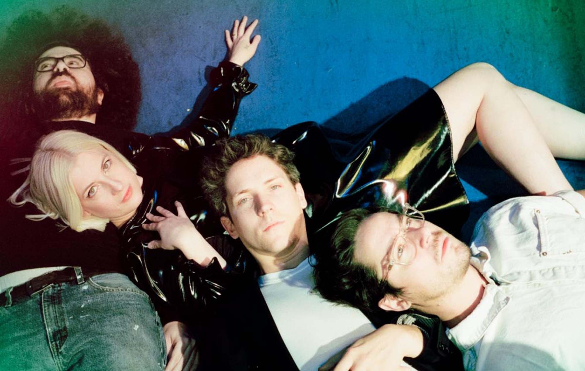 Be Your Own Pet - Critique de « Mommy » : une récupération rapide et tapageuse