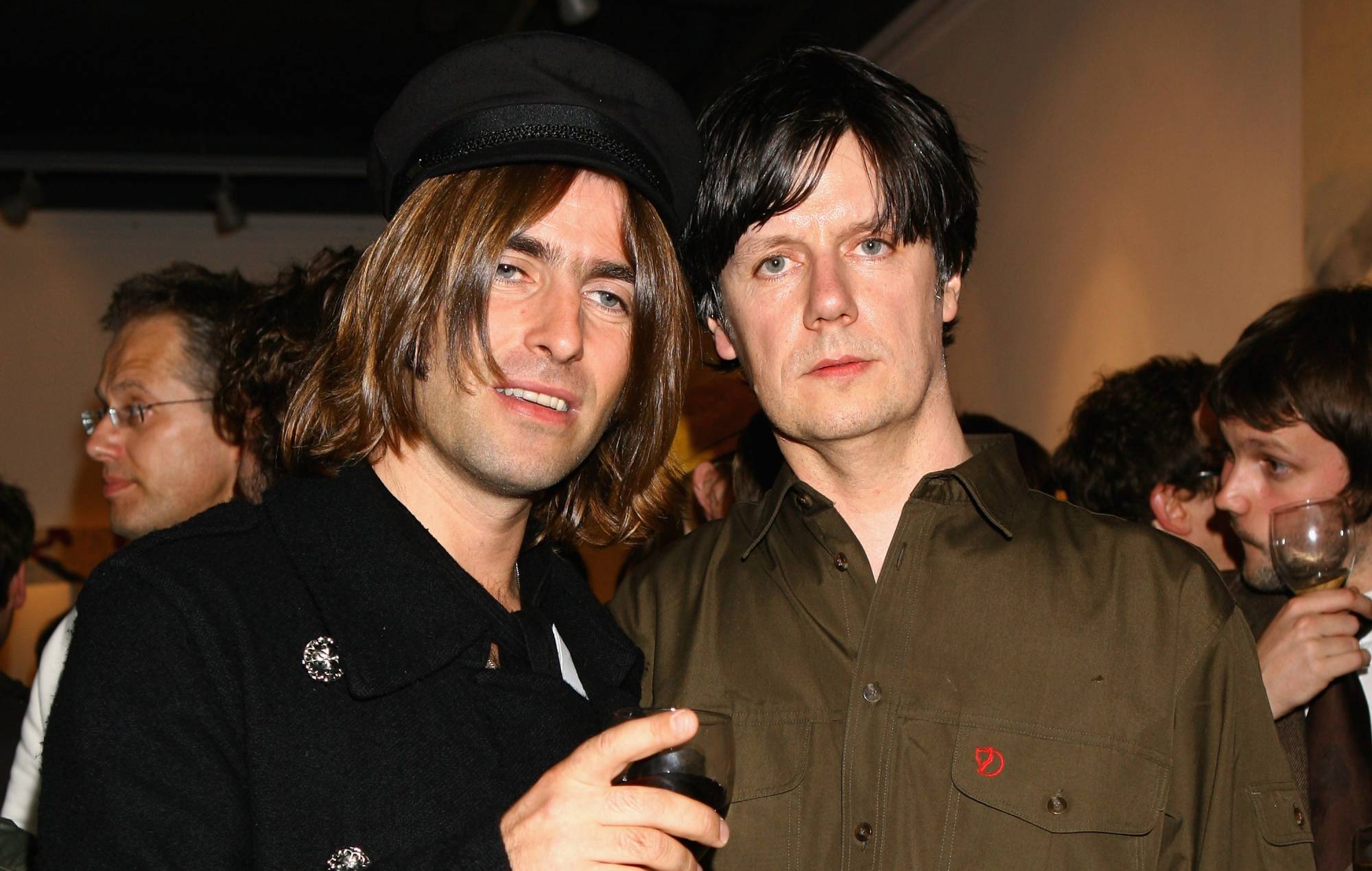 Liam Gallagher et John Squire dévoilent un album collaboratif avec vidéo et site Web