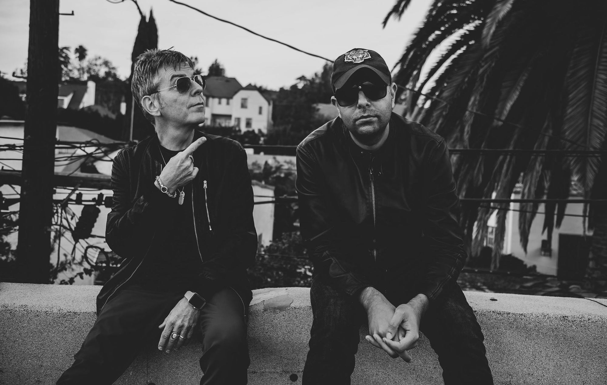 L'ancien groupe d'Andy Rourke, Blitz Vega, annonce son premier album à l'occasion de ce qui aurait été son 60e anniversaire