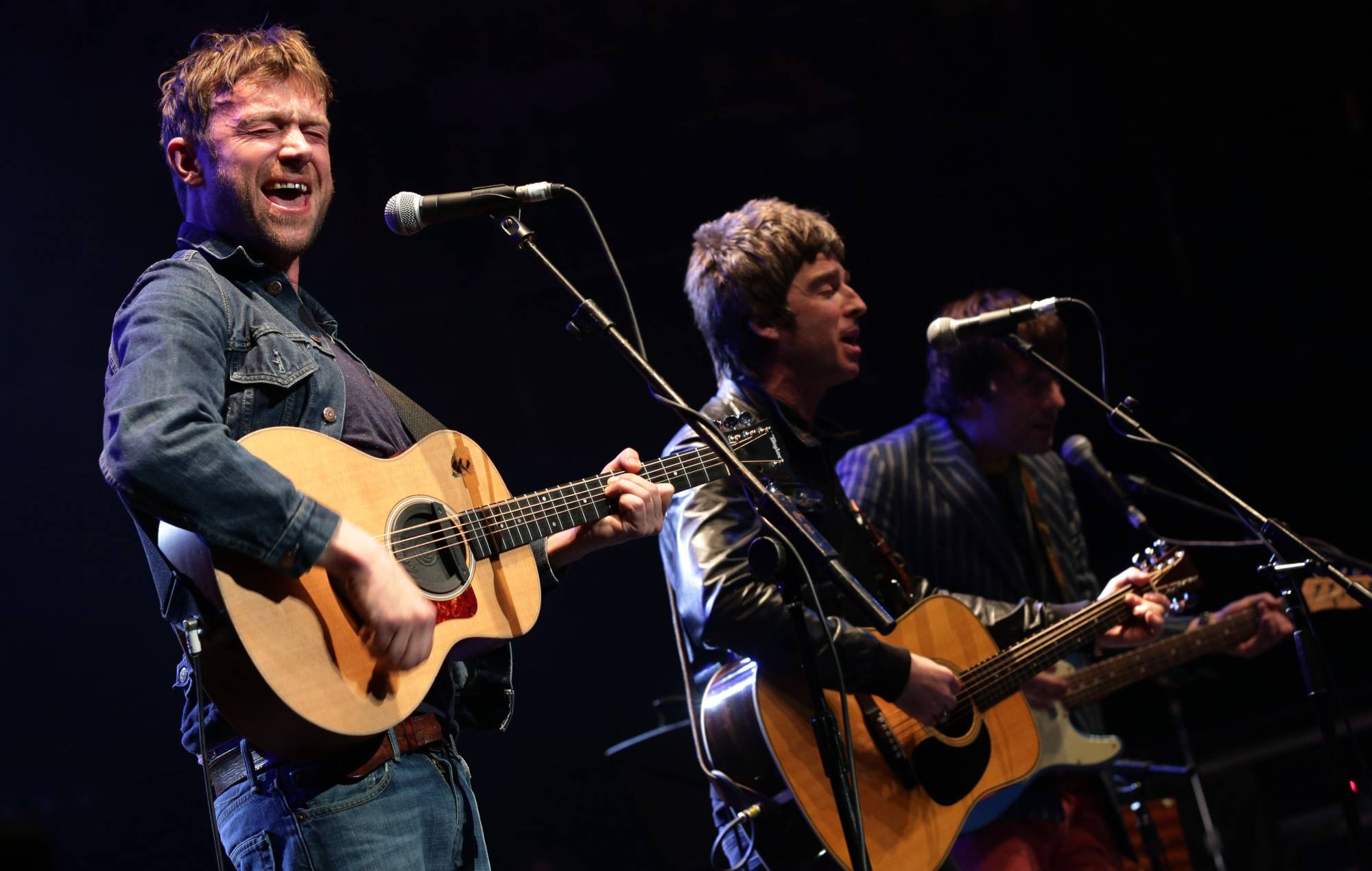 Liam Gallagher rend un verdict impitoyable sur le clip refait surface de Noel chantant avec Damon Albarn