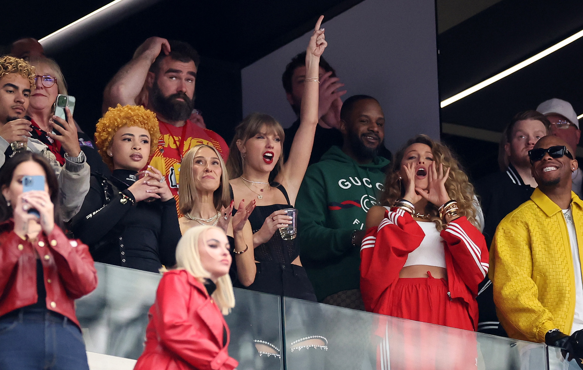 Taylor Swift célèbre la victoire de Travis Kelce au Super Bowl 2024