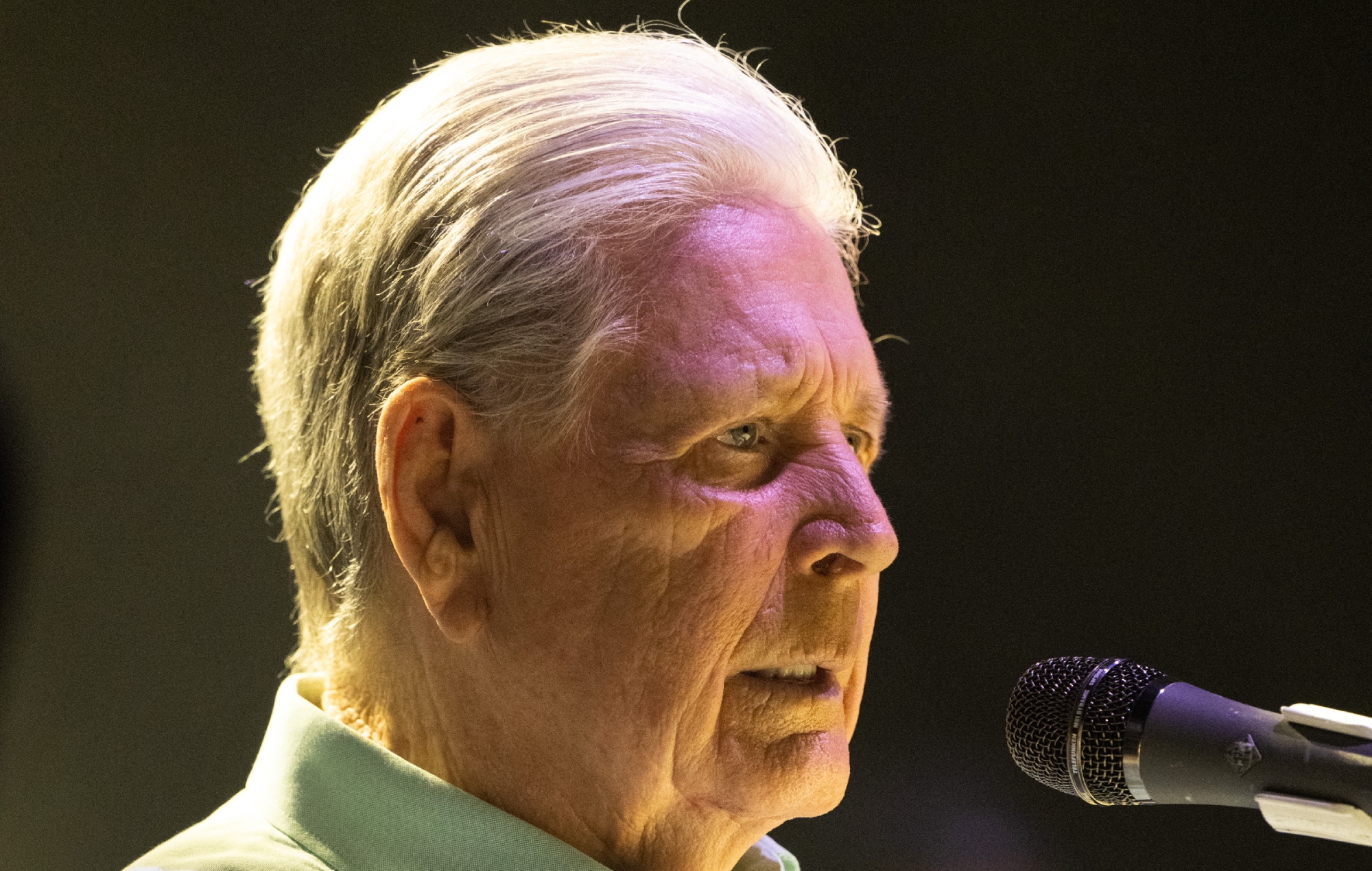 L'album country perdu depuis longtemps de Brian Wilson est enfin prêt à sortir