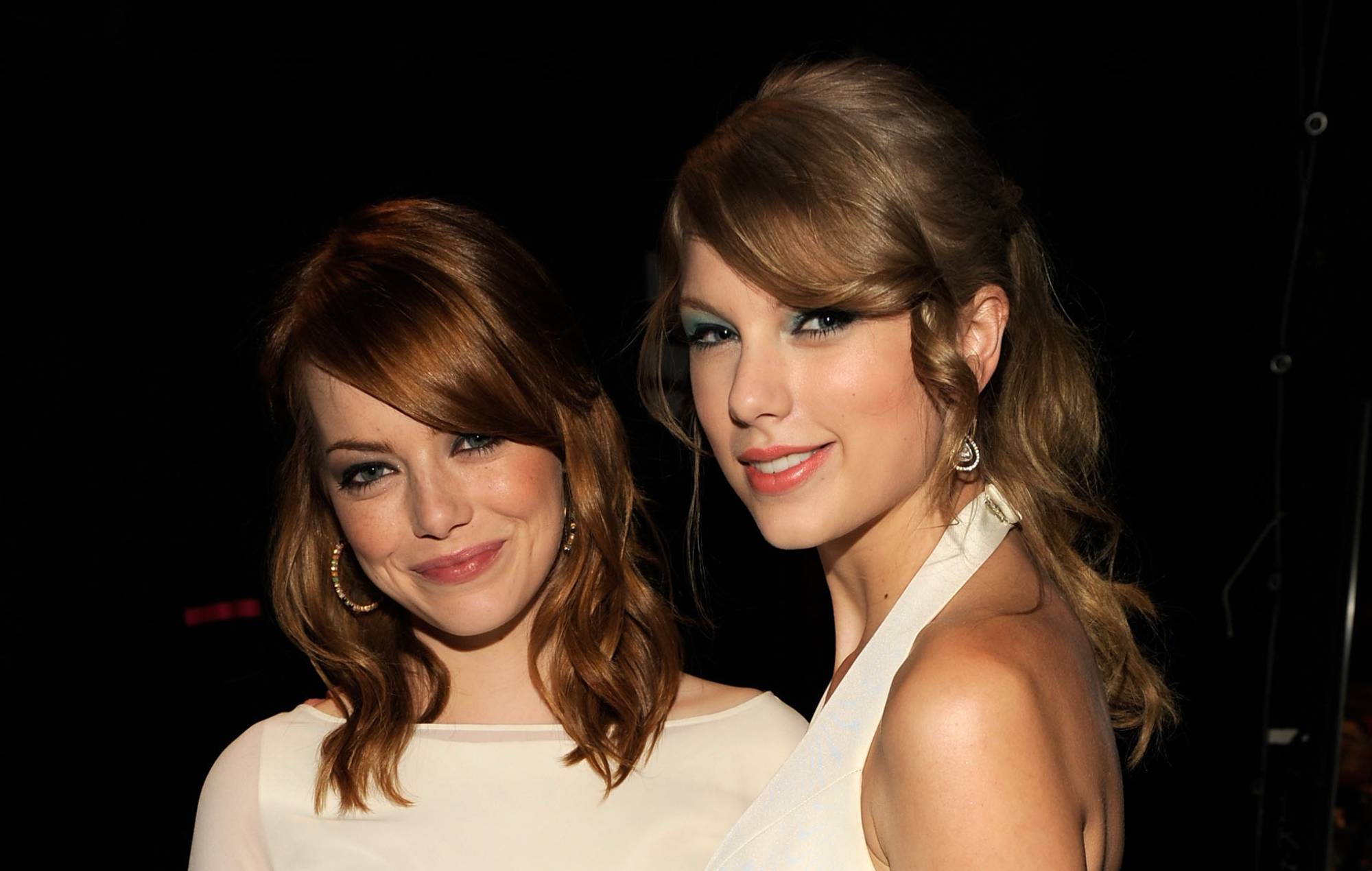 Emma Stone dit qu'elle ne fera plus jamais de blague sur Taylor Swift après la réaction des fans